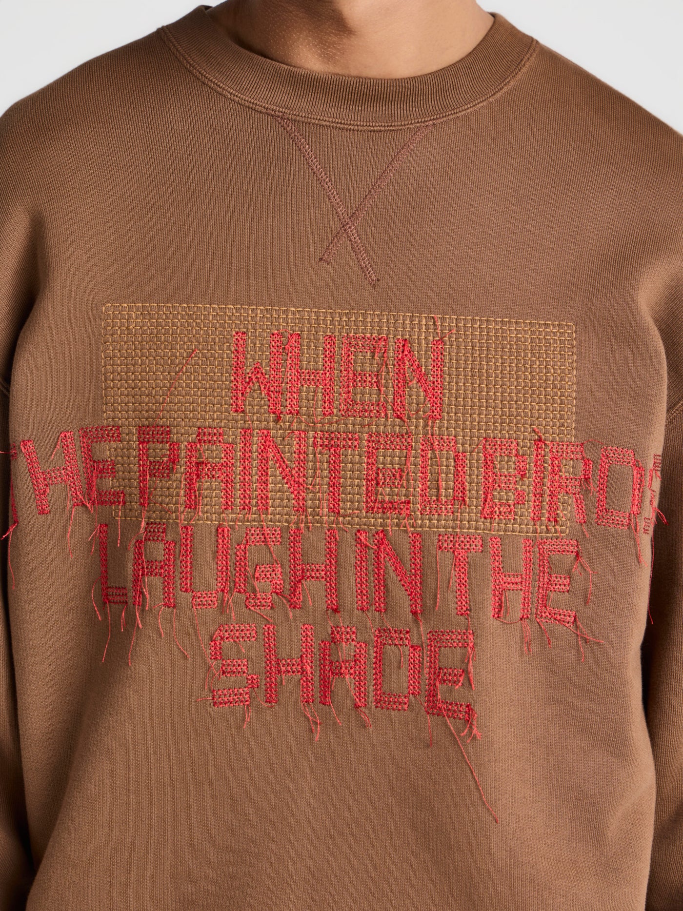 MENS PAINTED BIRDS SWEATSHIRT IN WALNUT
