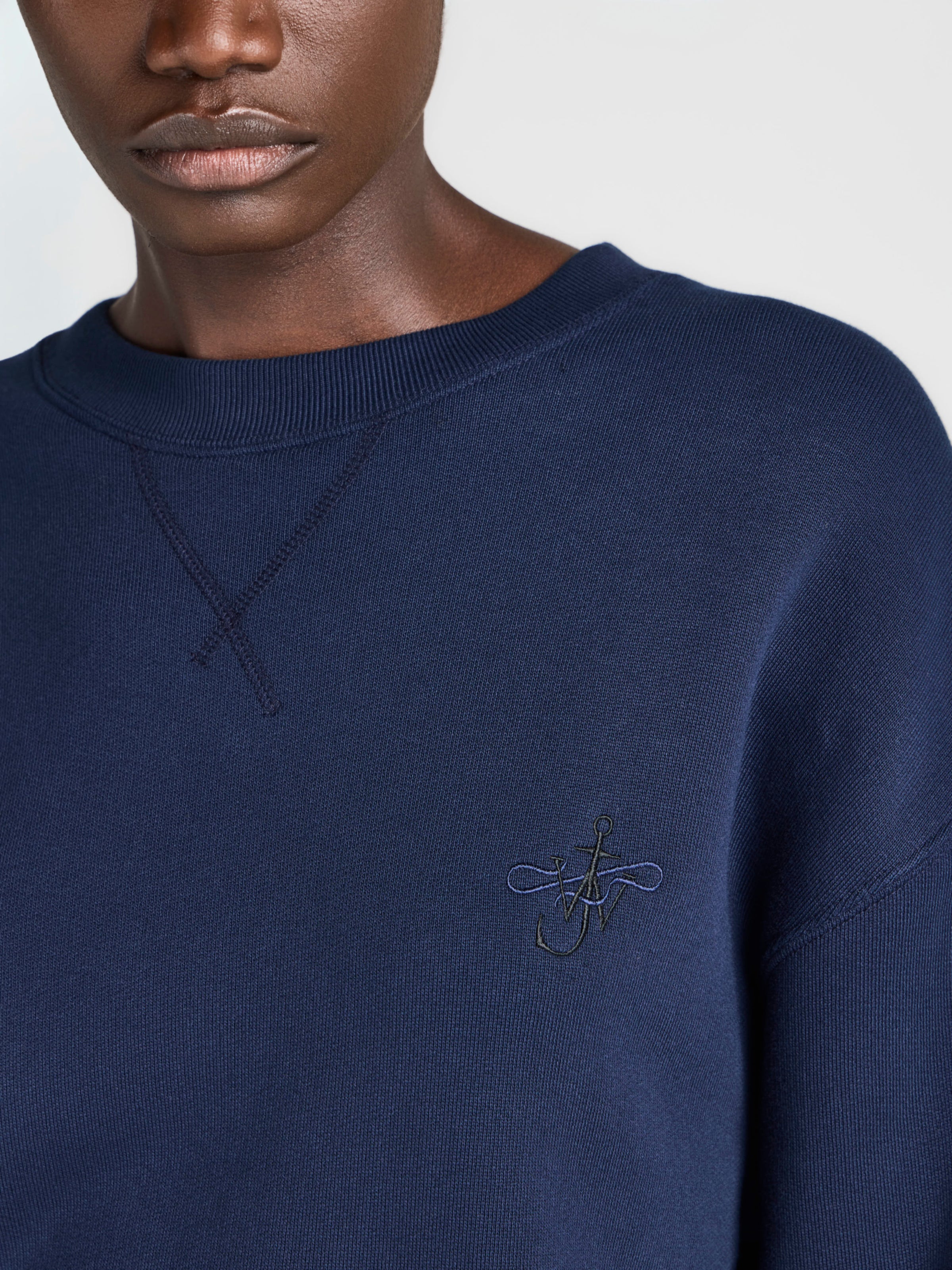 WOMENS RIBBON ANCHOR SWEATSHIRT IN NAVY