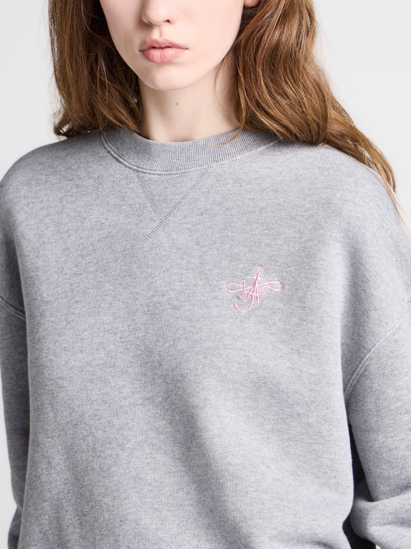 WOMENS RIBBON ANCHOR SWEATSHIRT IN MID GREY MELANGE