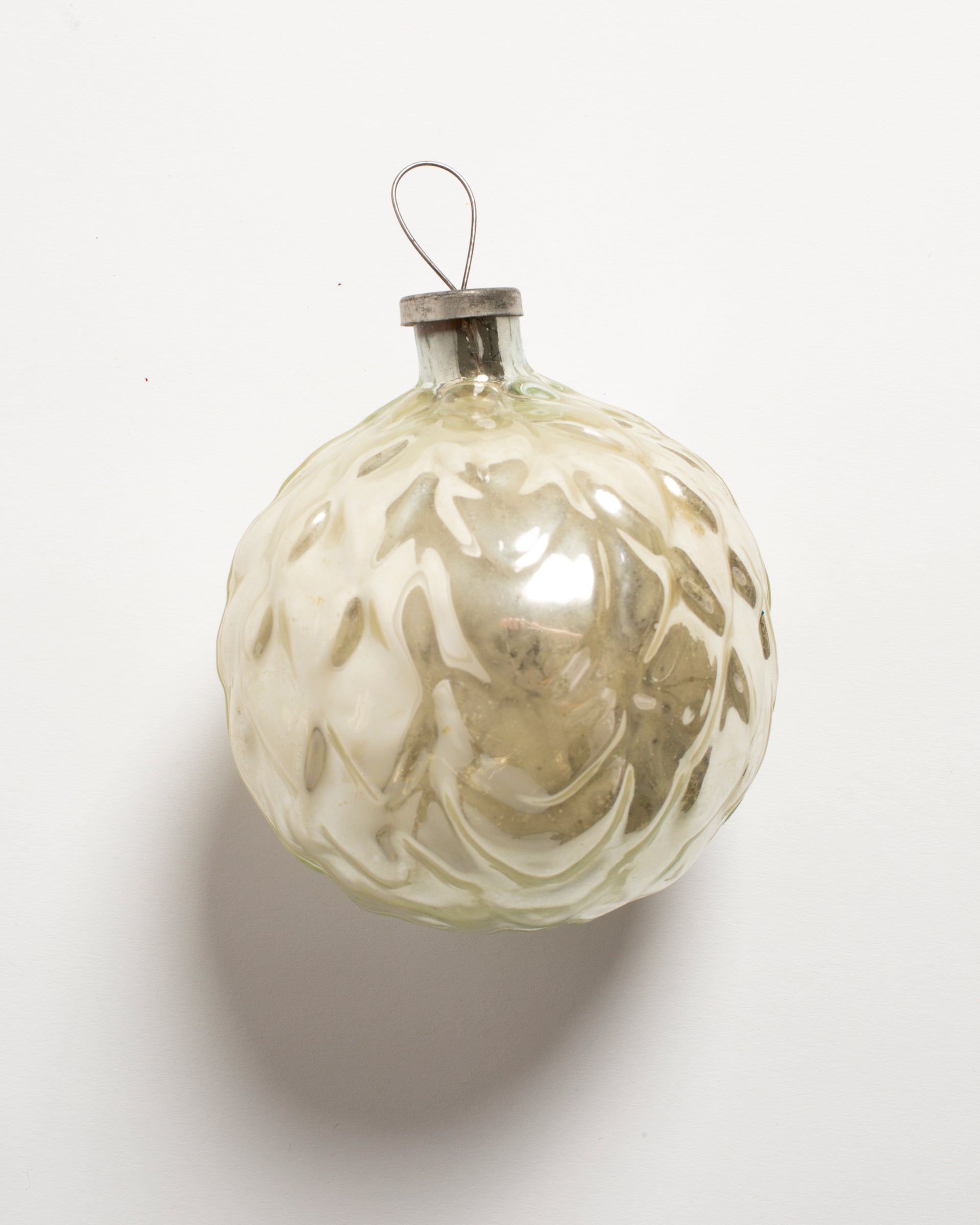 LARGE VINTAGE CHRISTMAS ORNAMENT IN MULTICOLOUR