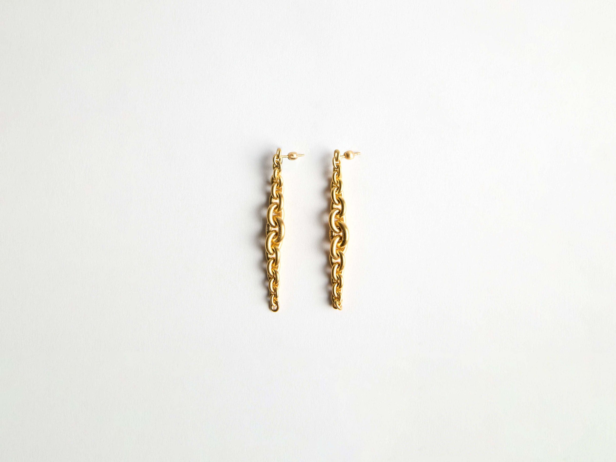 chain earrings gold Product Front 2