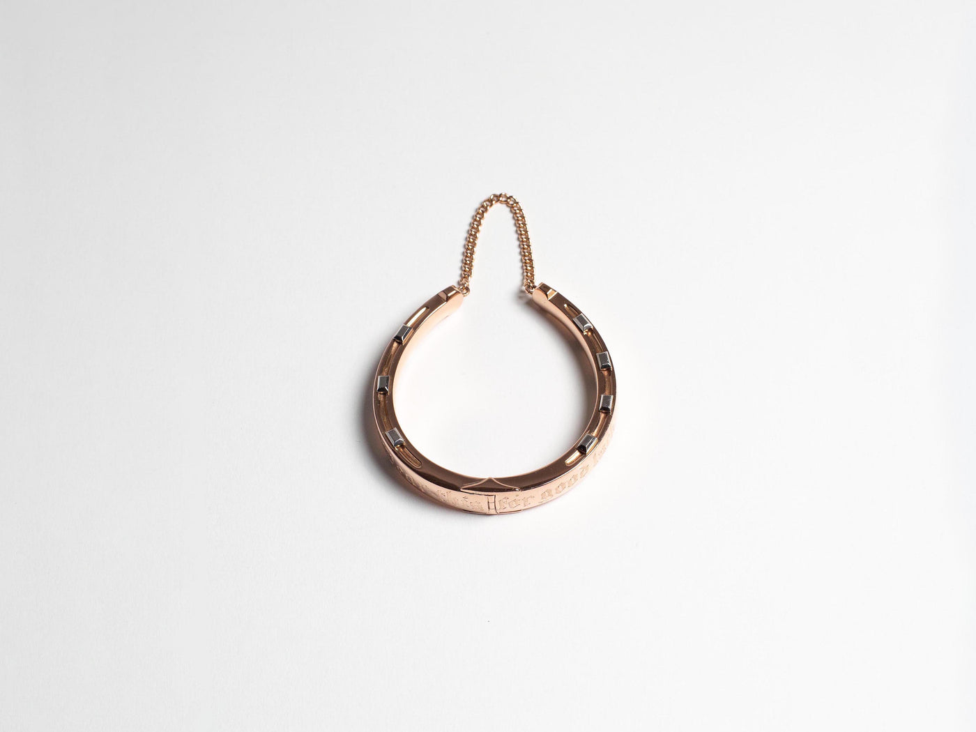 HORSESHOE BANGLE IN 15kt GOLD