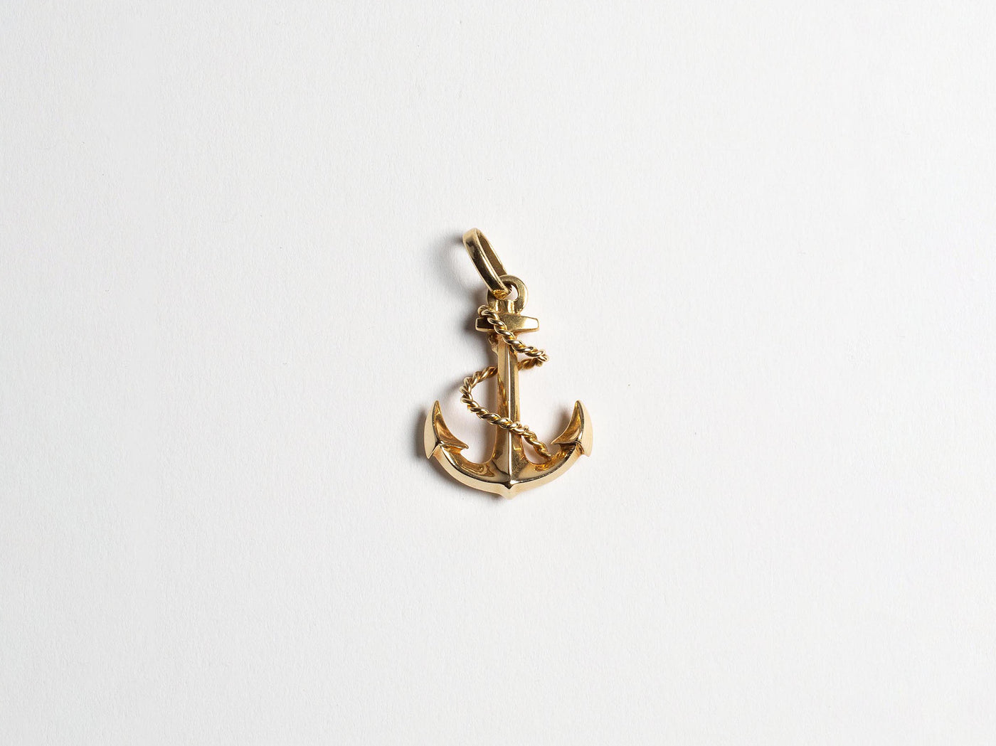 ANCHOR PENDANT IN 8K GOLD