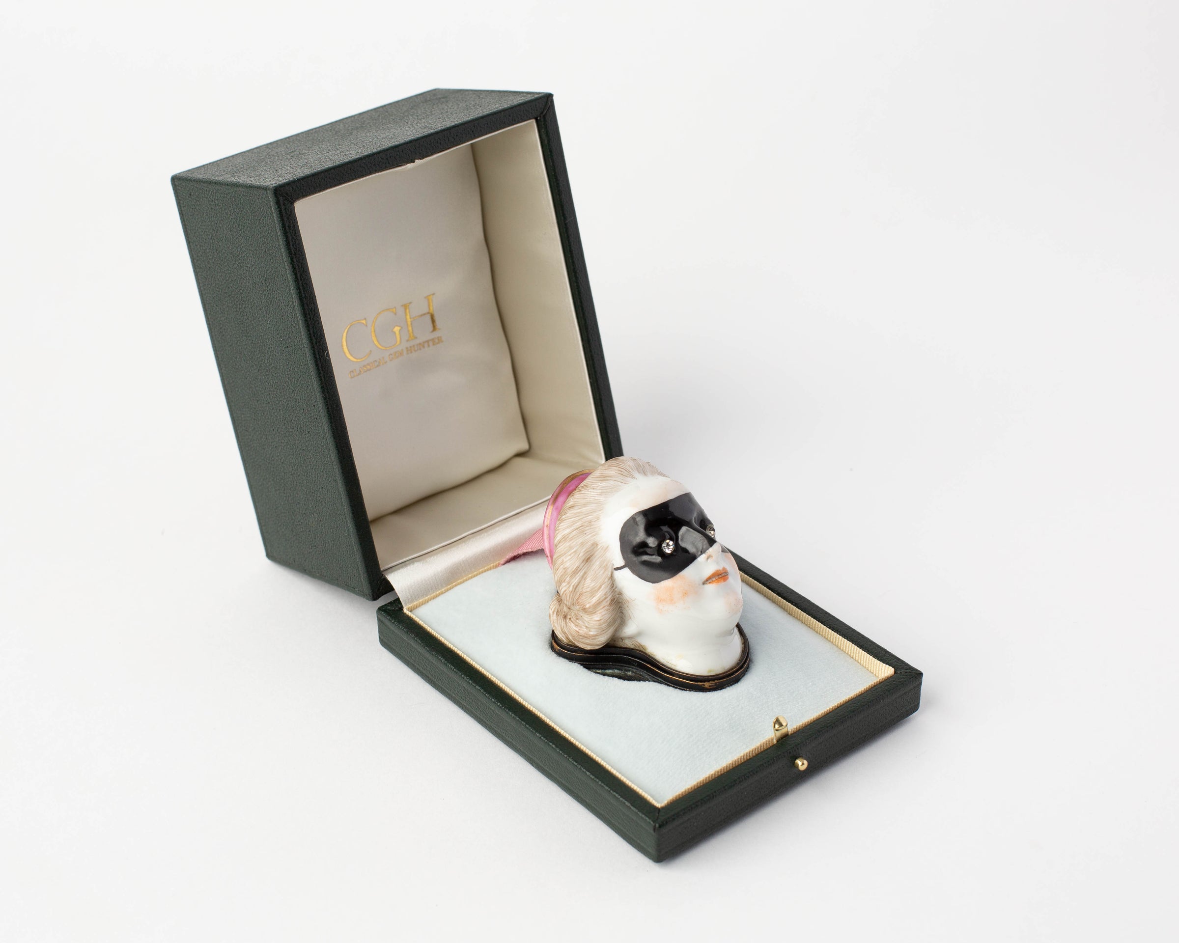 MASQUERADE HEAD IN PORCELAIN
