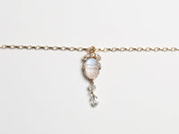 MOONSTONE DIAMOND PENDANT IN 18kt GOLD