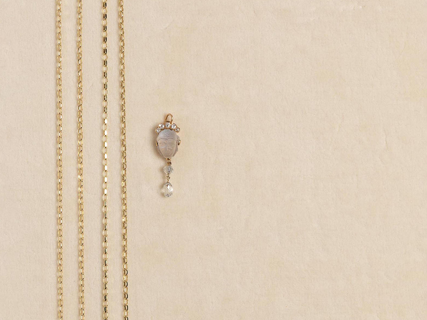 MOONSTONE DIAMOND PENDANT IN 18kt GOLD