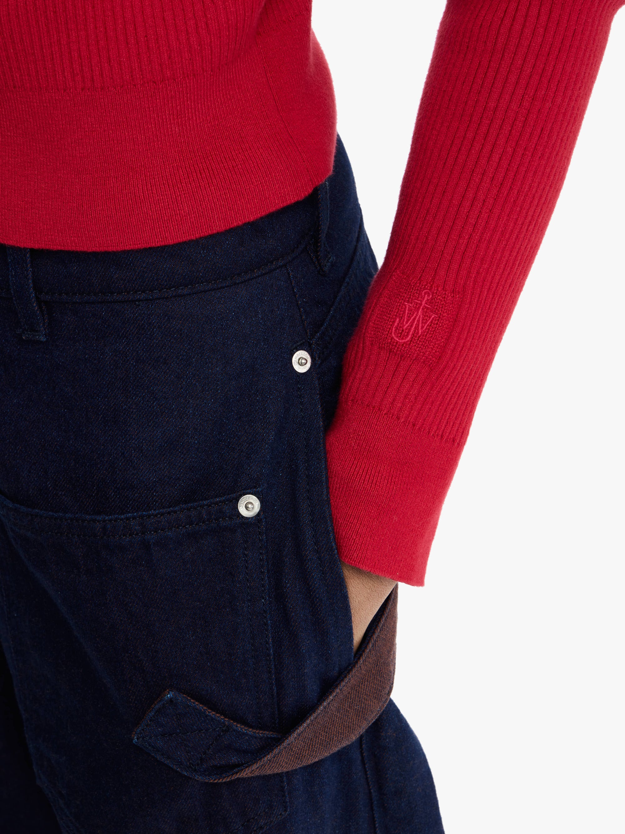 FITTED ZIP UP CARDIGAN