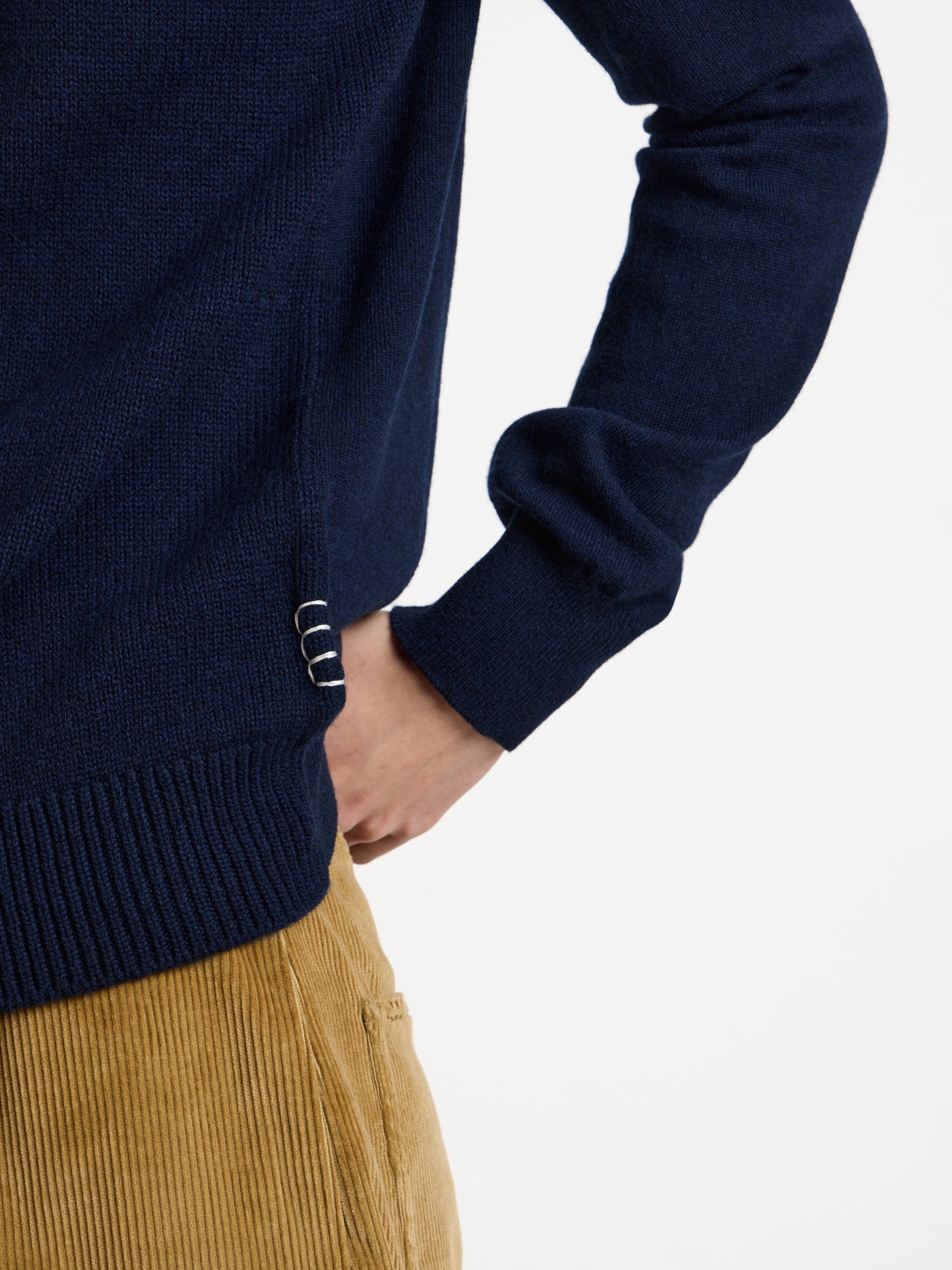 raglan jumper navy Model Detail 5