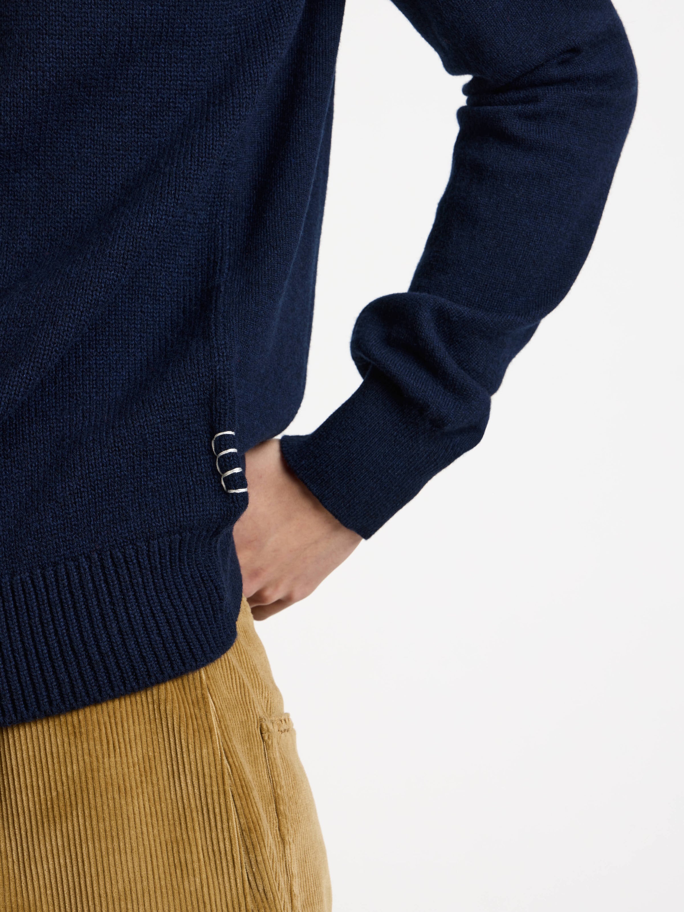 raglan jumper navy Model Detail 5