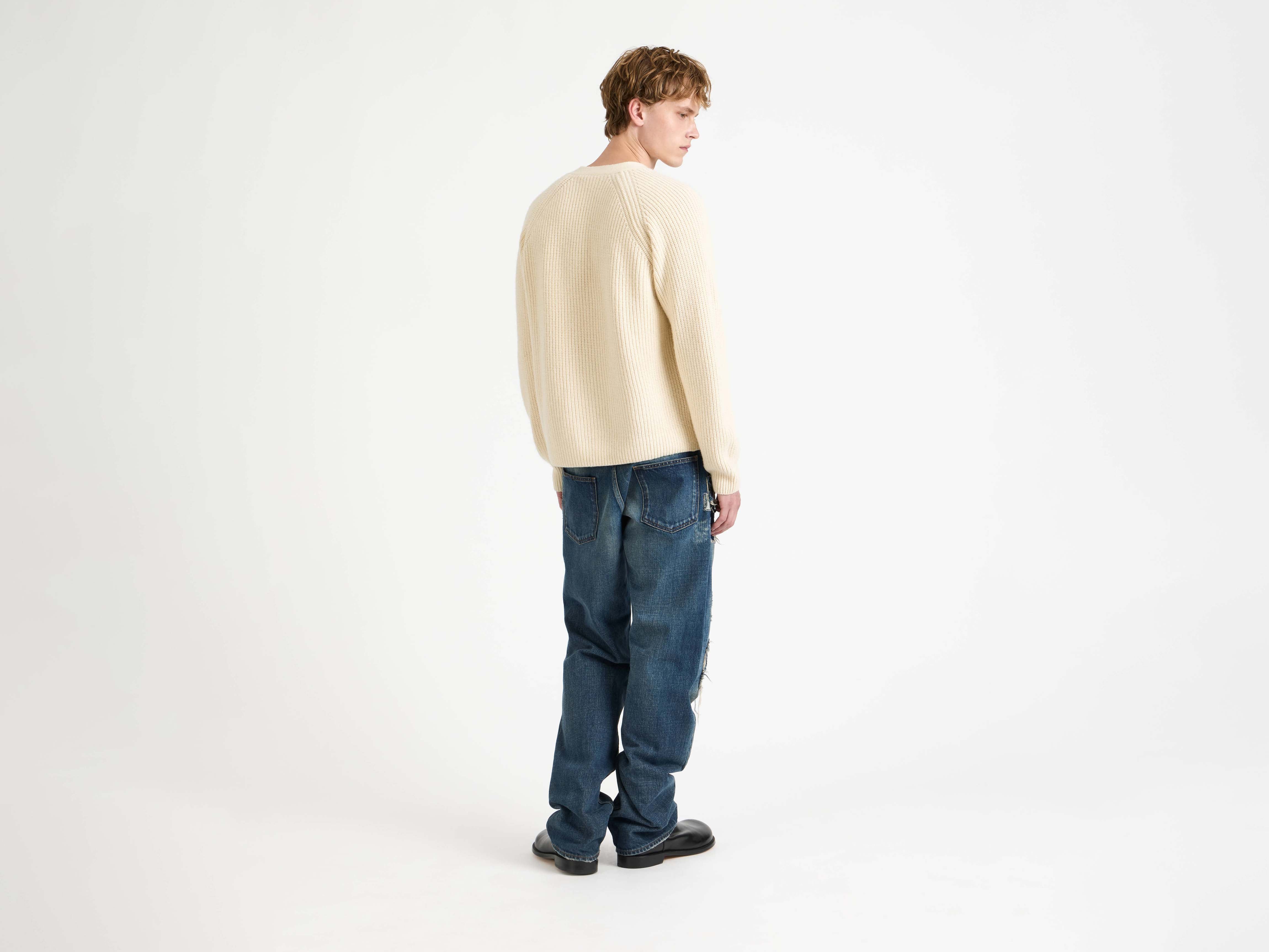 MENS V-NECK CARDIGAN IN IVORY in IVORY KW1422YN0463006XS | JW