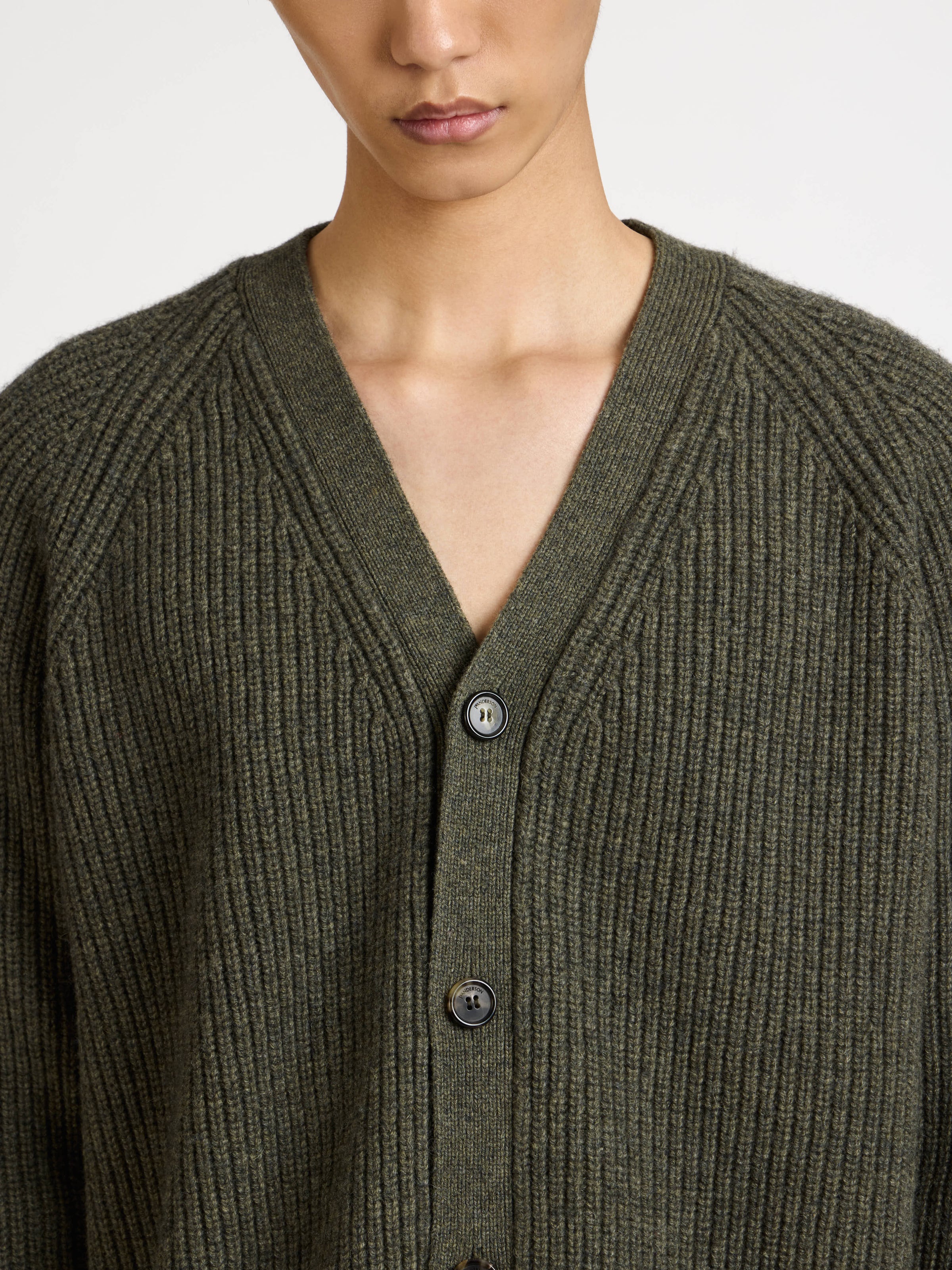 v neck cardigan hunter green Model Detail 10
