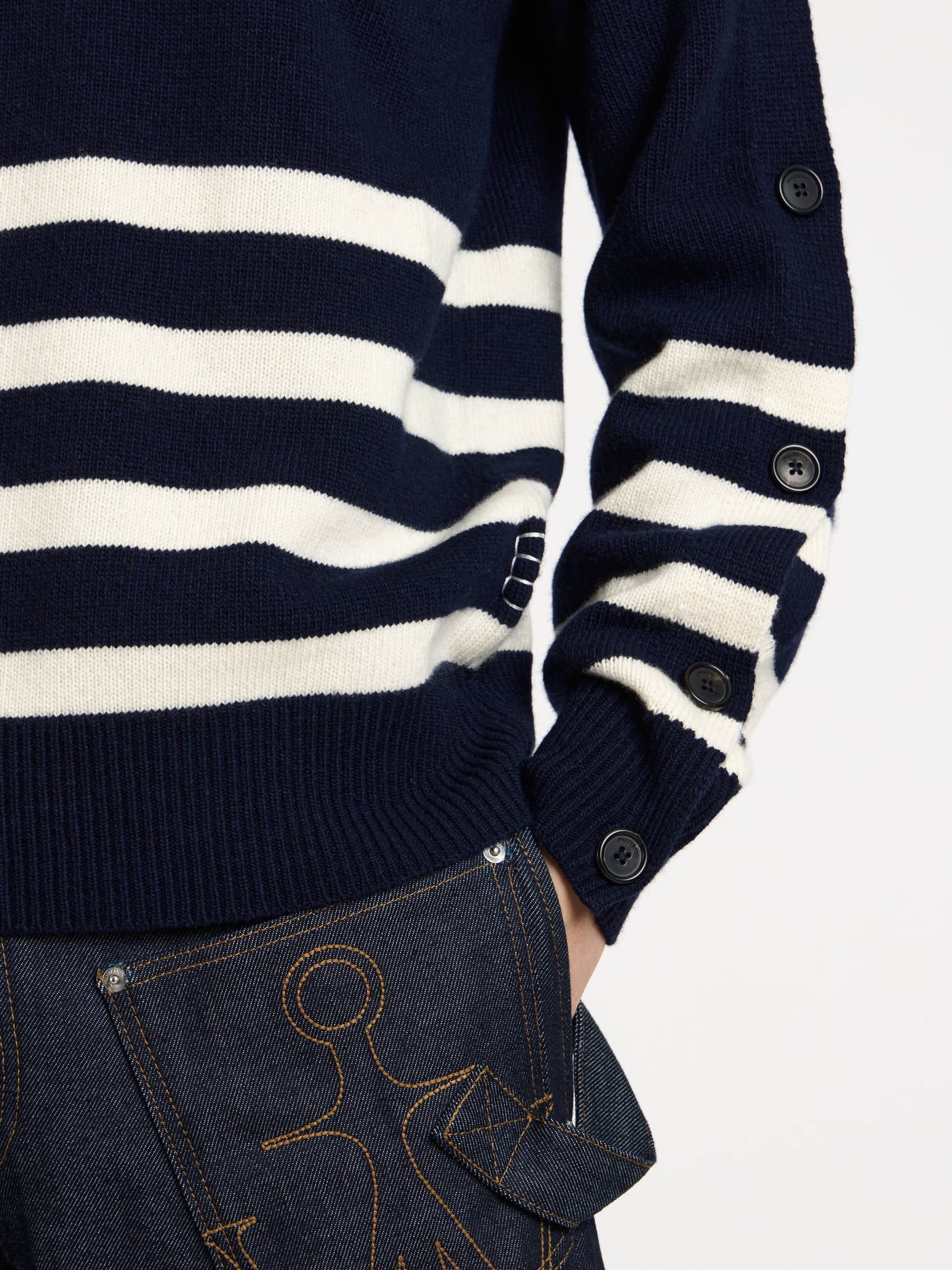 buttoned sleeve breton jumper navy Model Back 6