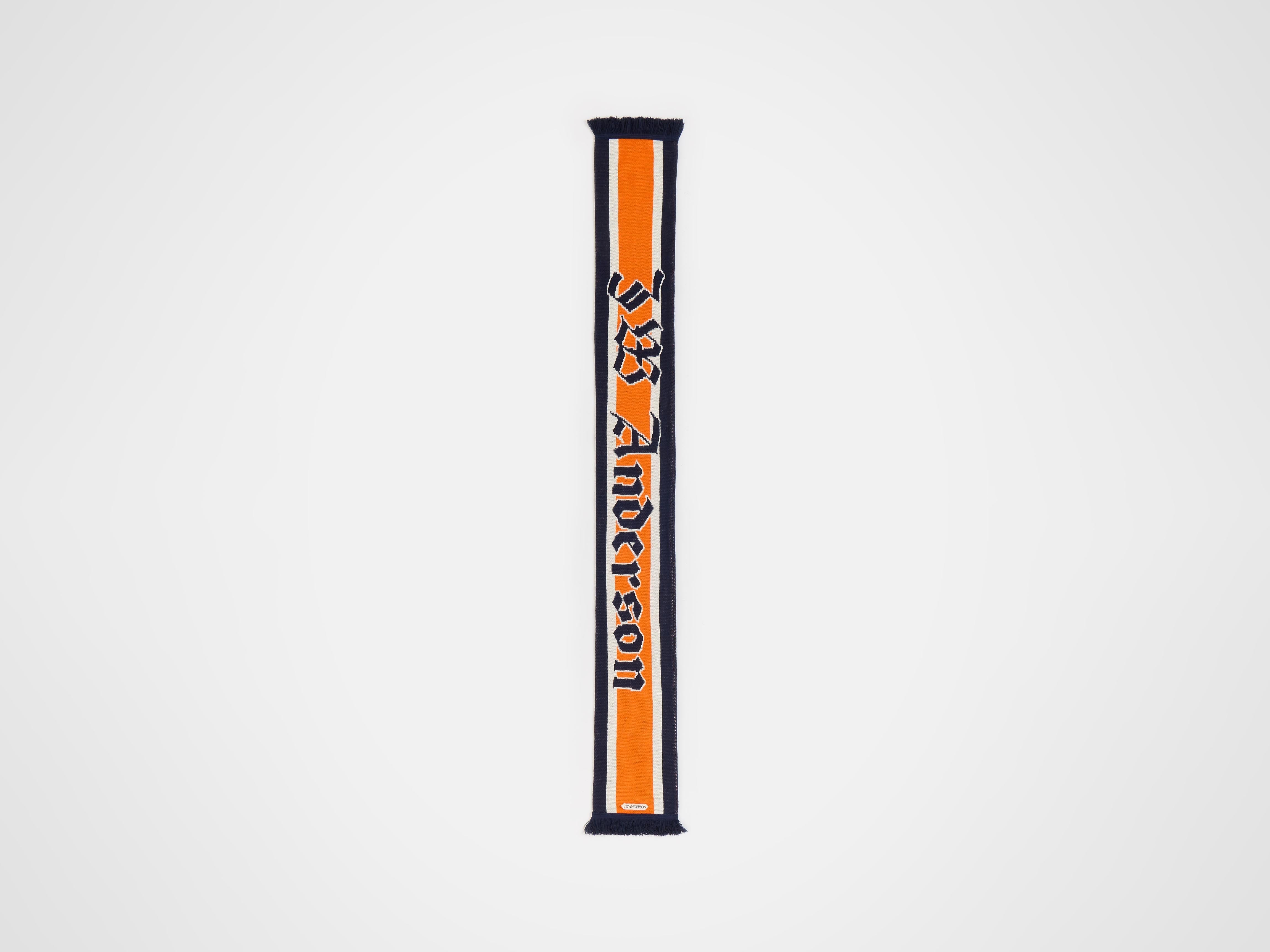 WINNER FOOTBALL KNITTED SCARF in ORANGE KW1427YN0468429O/S