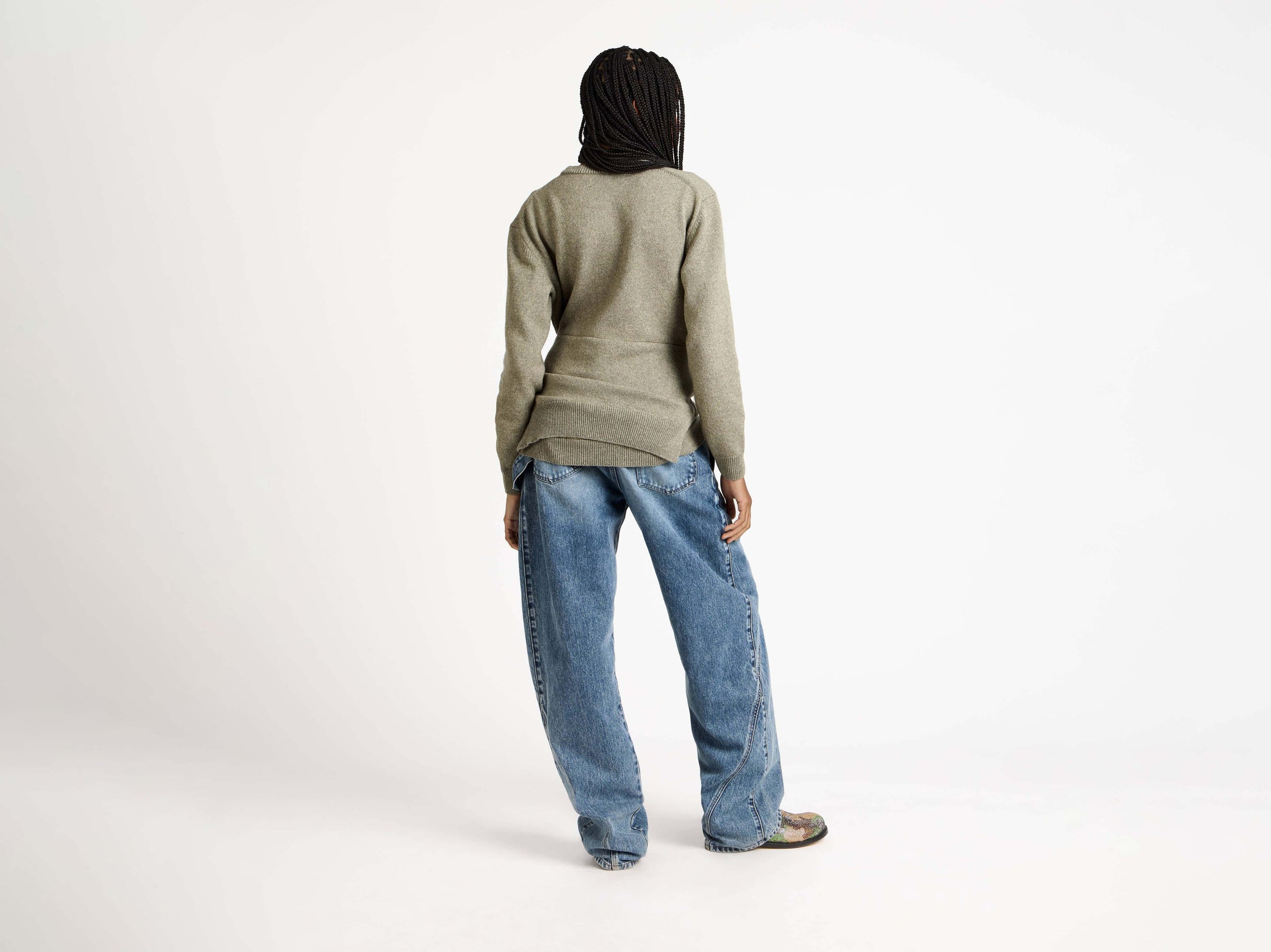 waist tie jumper sage Model Back 2