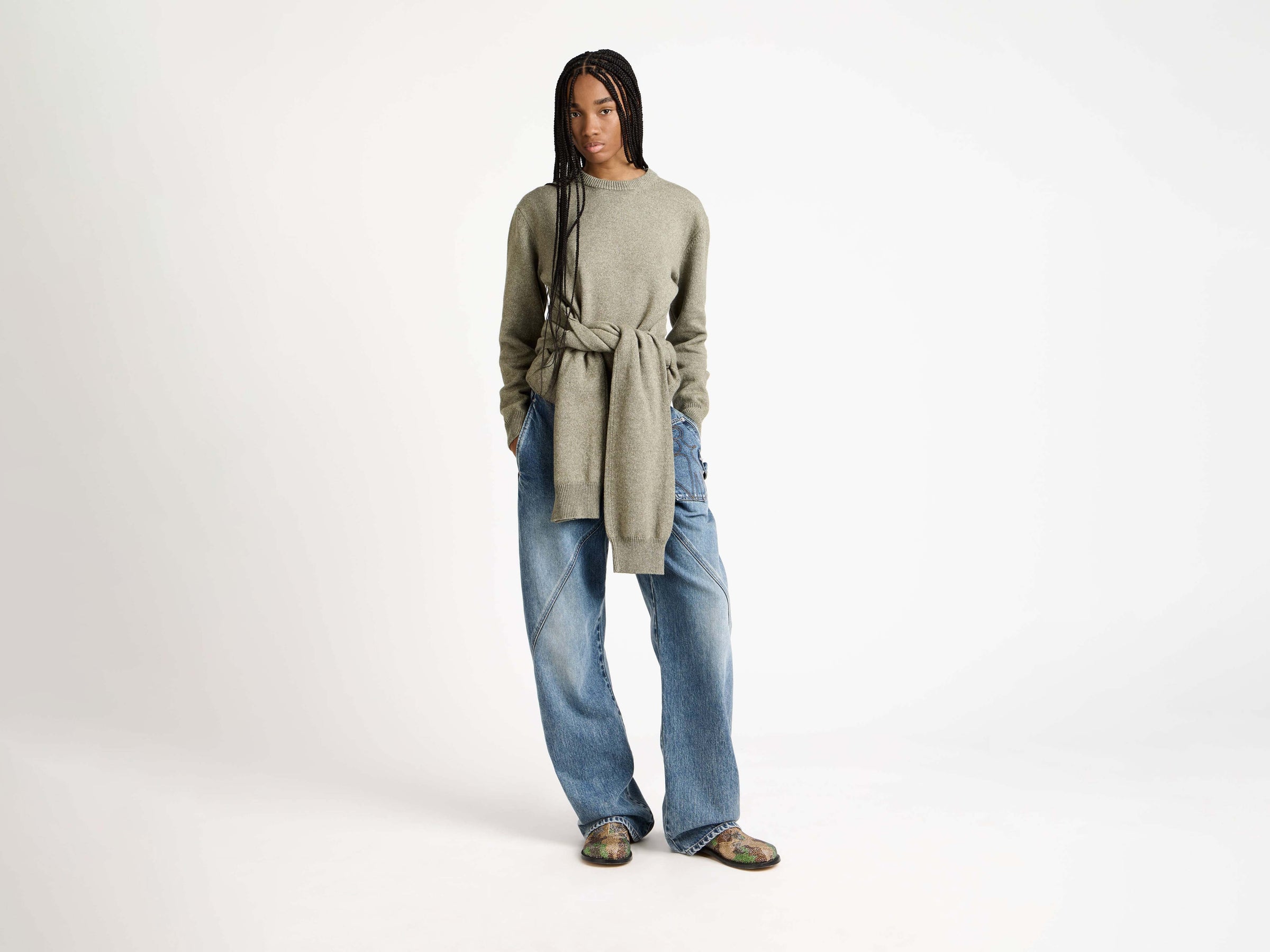 waist tie jumper sage Model Front 1