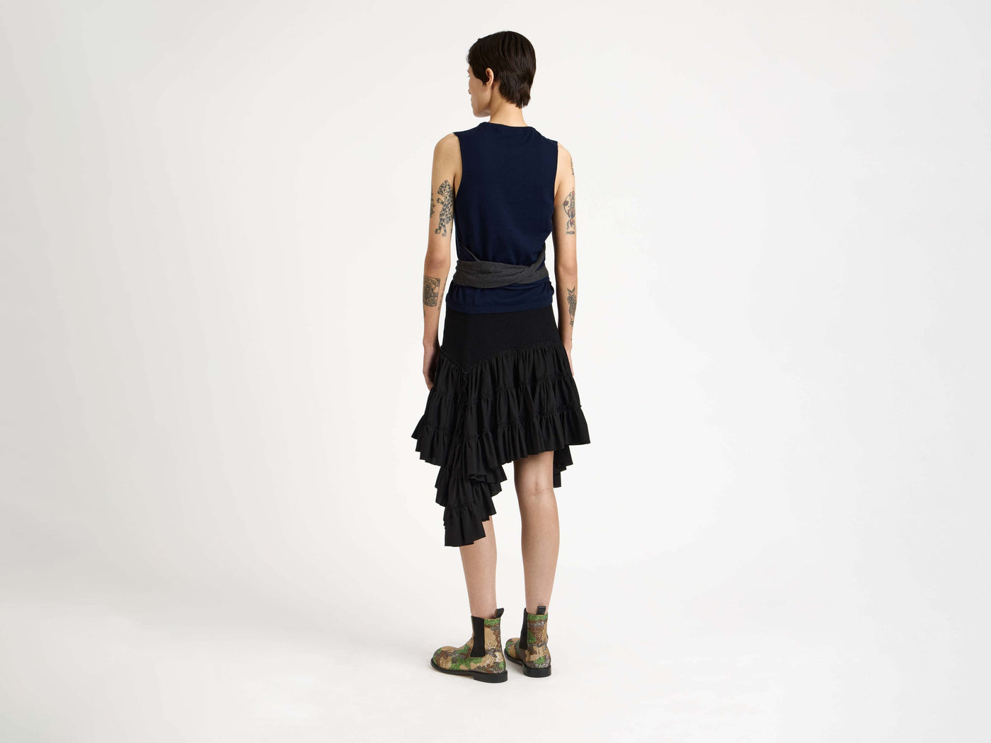 waist tie tank top navy Model Front 6