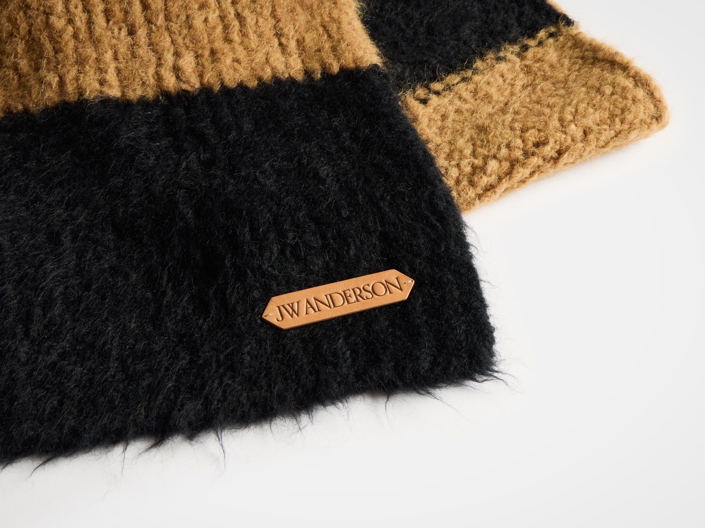 stripe scarf black Product Detail 7