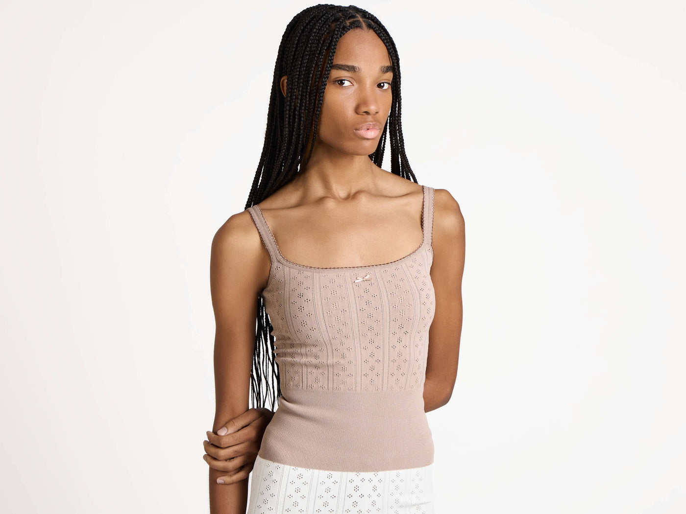 pointelle tank top taupe Model Detail 4