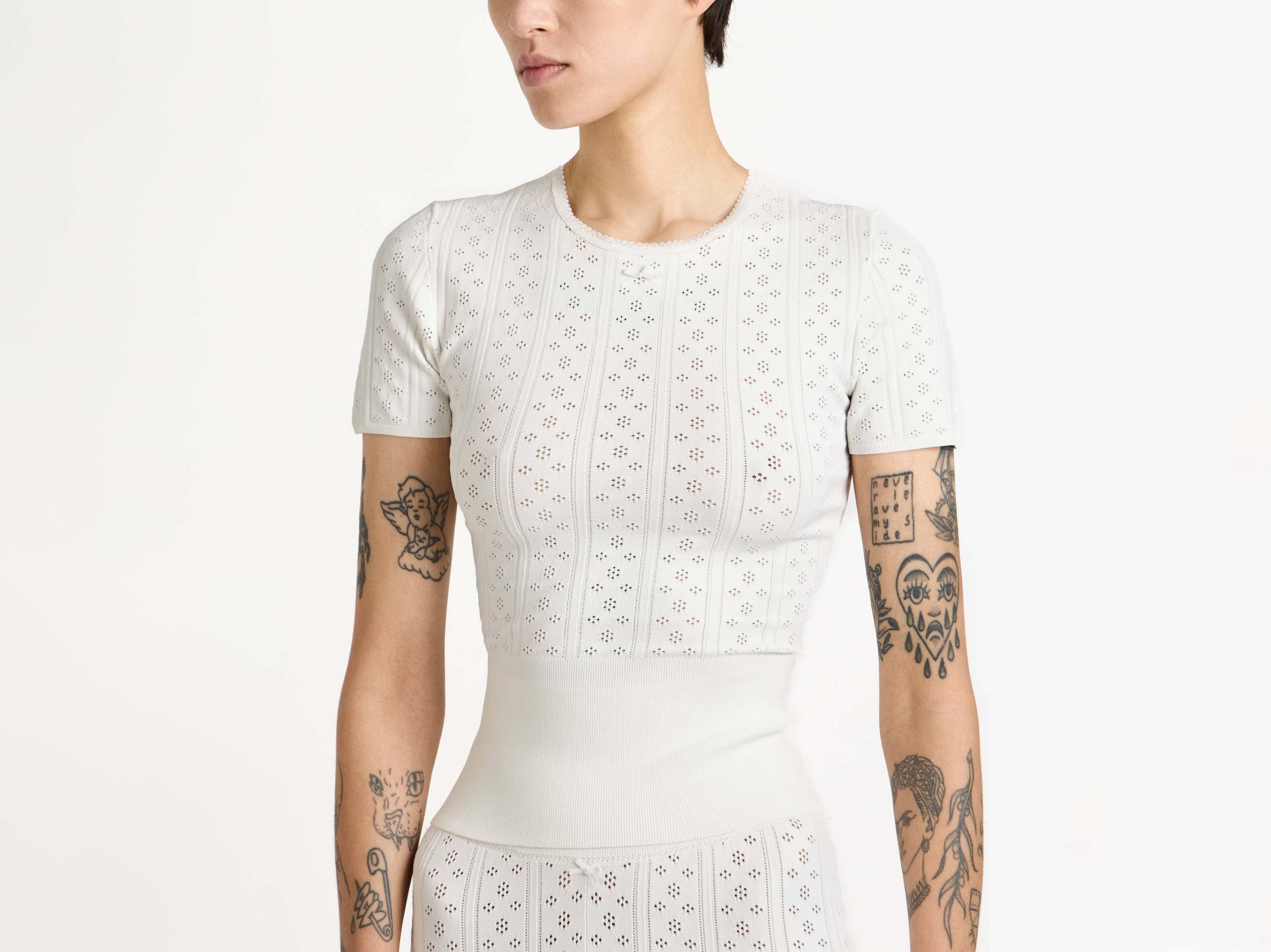 pointelle tee off white Model Detail 6