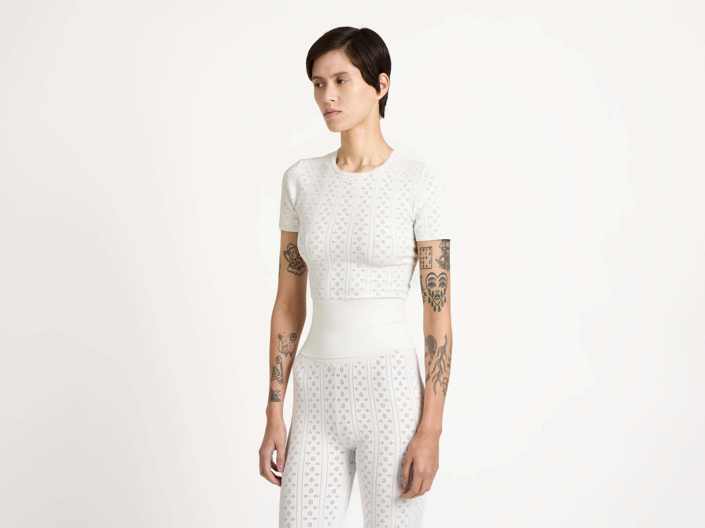 pointelle tee off white Model Detail 2