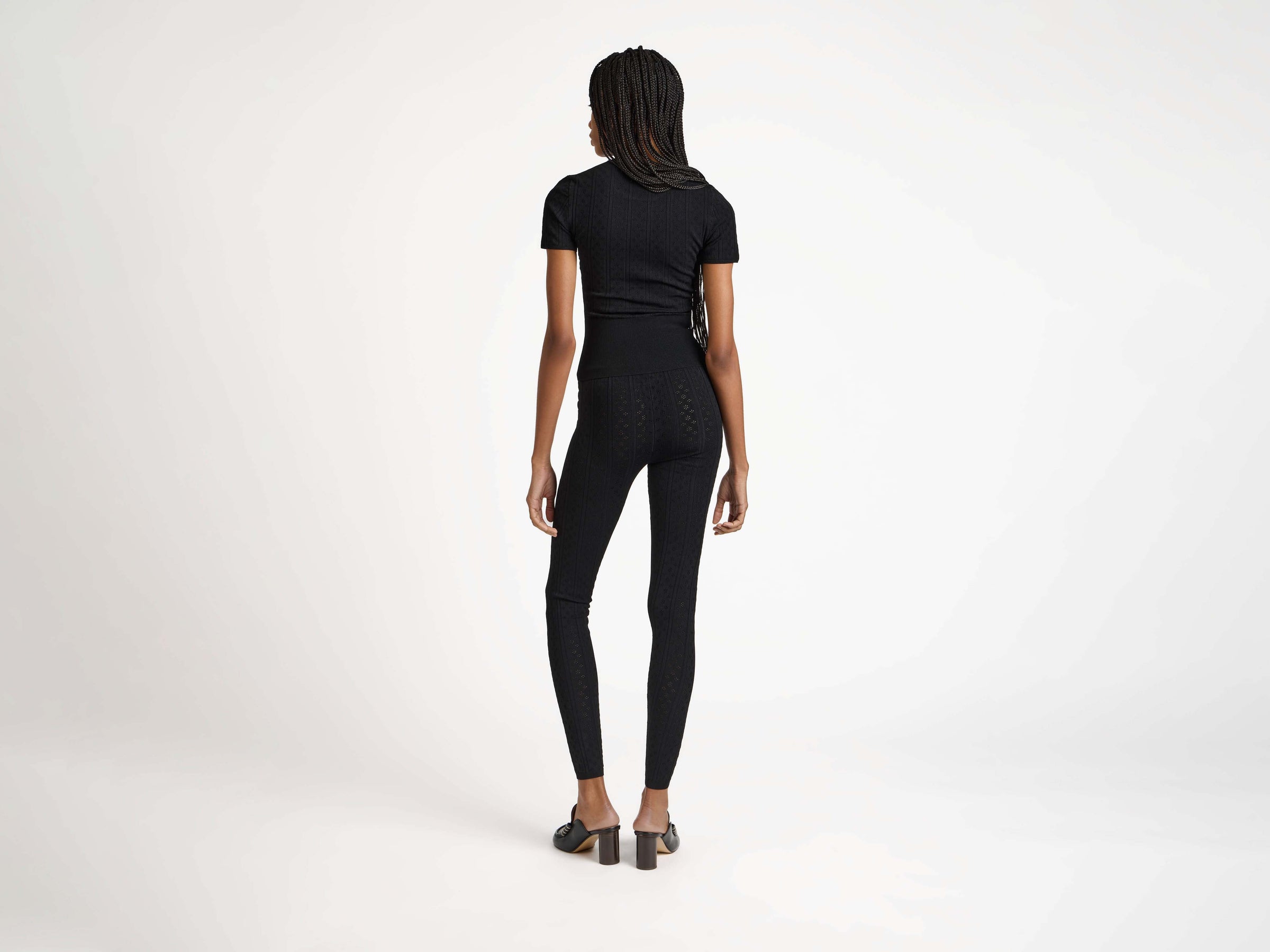 pointelle tee black Model Back 6