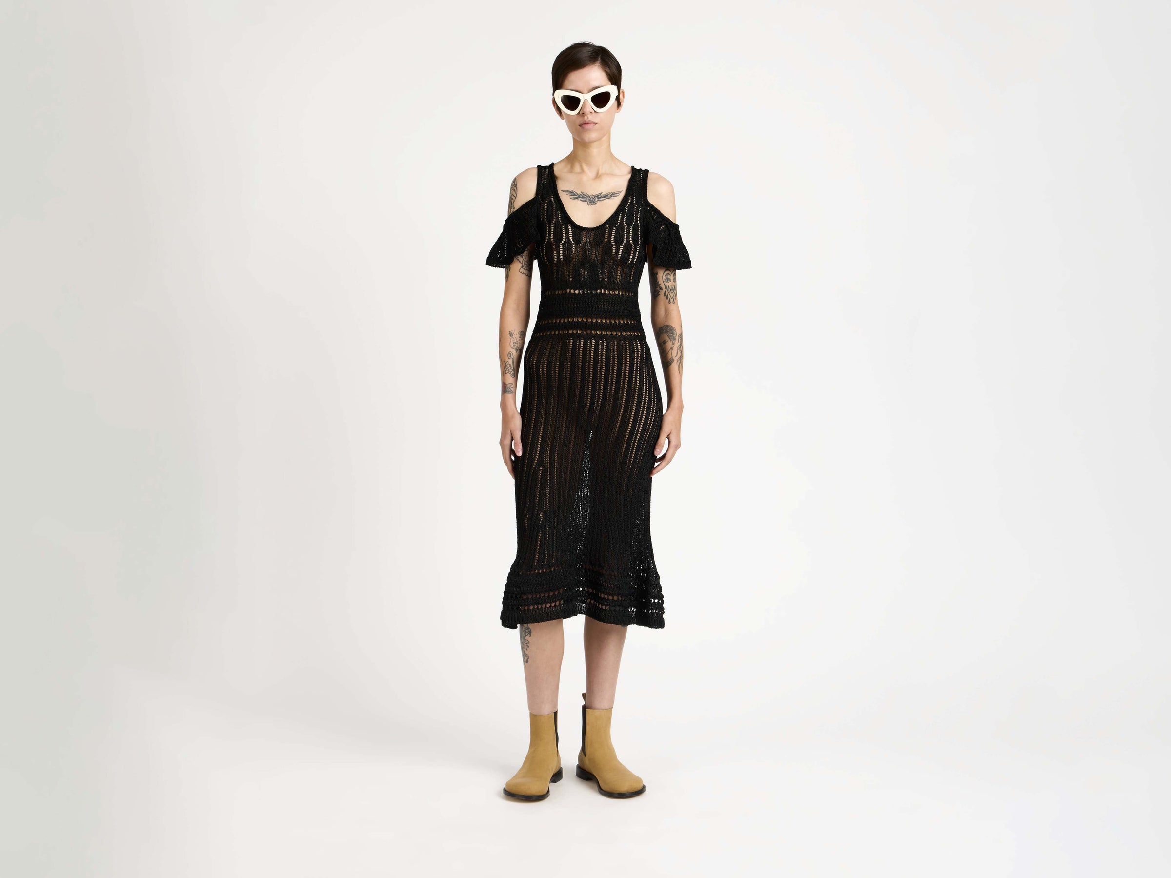WOMENS SHOULDER RUFFLE CROCHET DRESS IN BLACK in BLACK KW1483YN0489999M