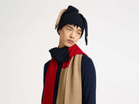 knot beanie navy Model Back 1