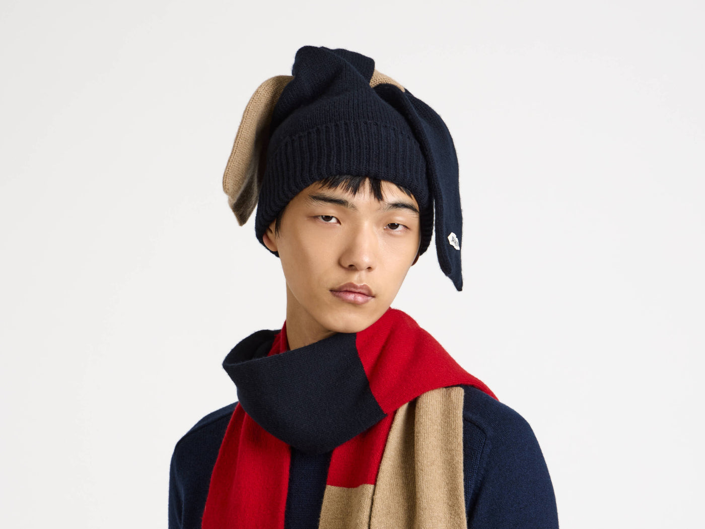 knot beanie navy Model Detail 8
