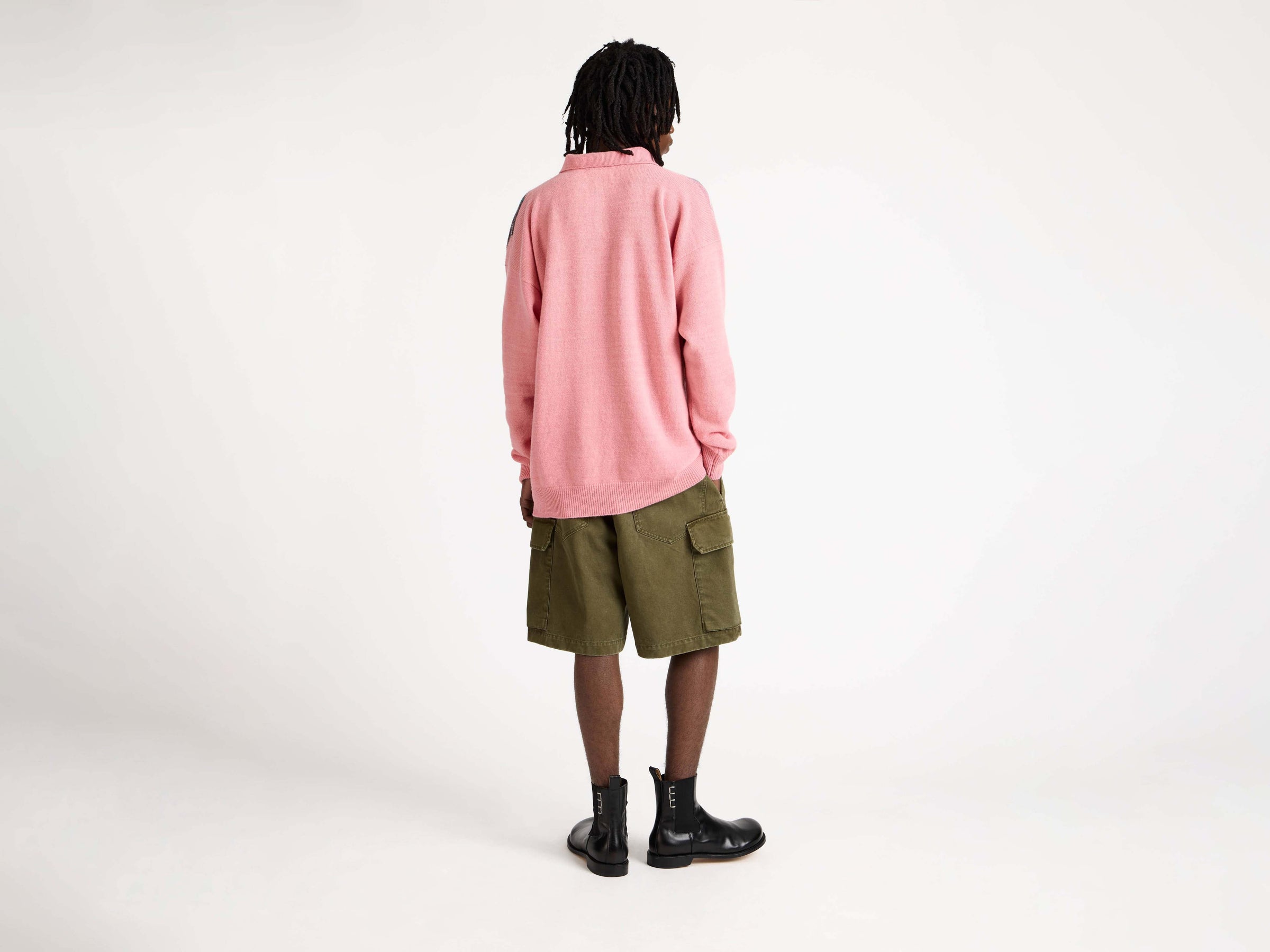 jwa x pringle polo bubblegum Model Back 2