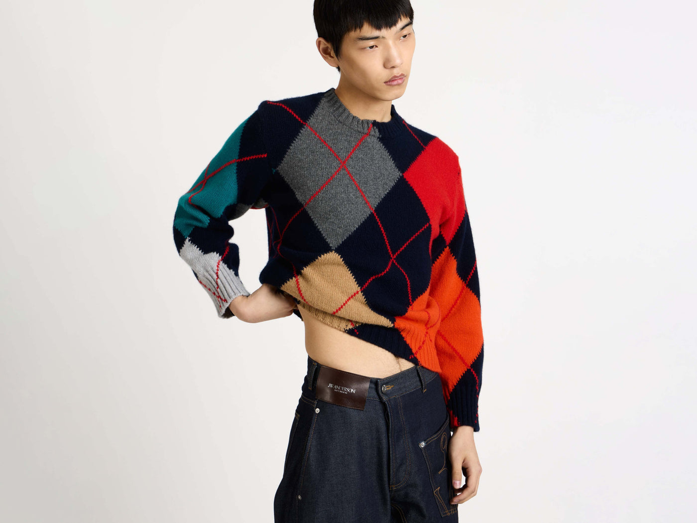 jwa x pringle crew neck jumper navy 1 Model Detail 5