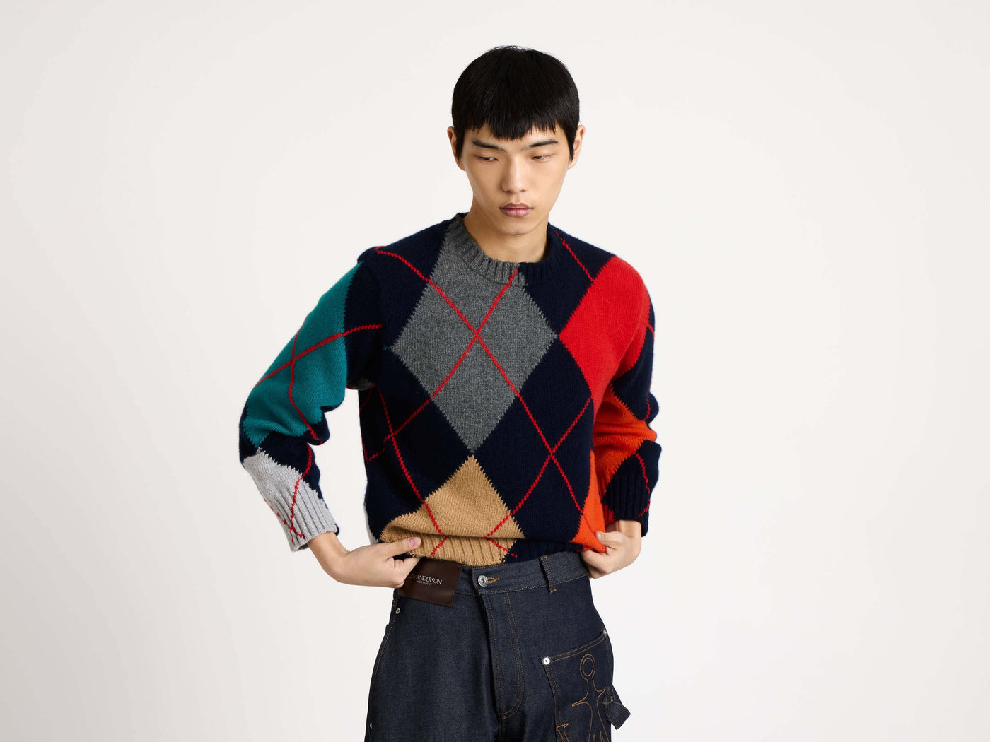 jwa x pringle crew neck jumper navy 1 Model Detail 1