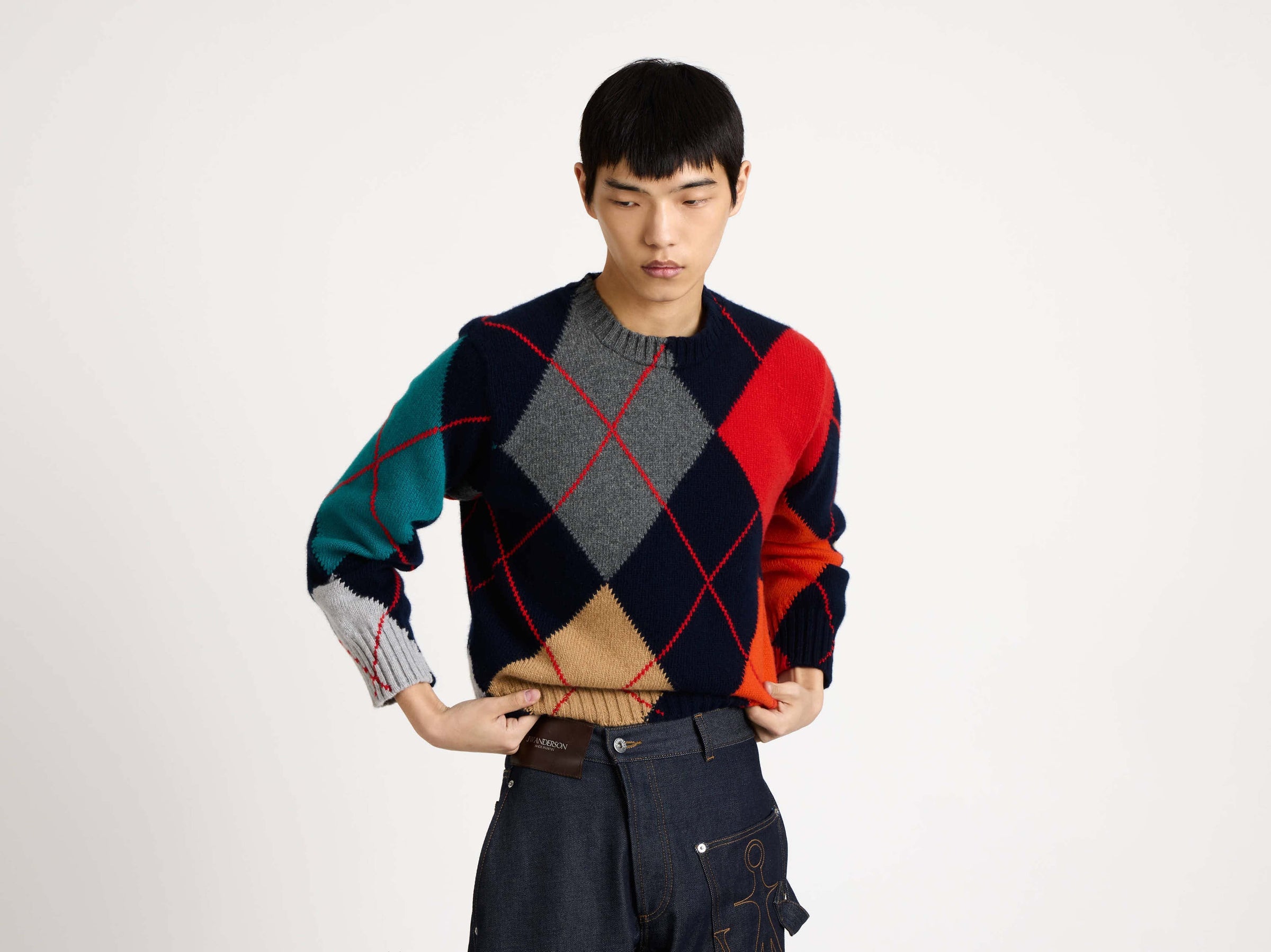 jwa x pringle crew neck jumper navy 1 Model Detail 1