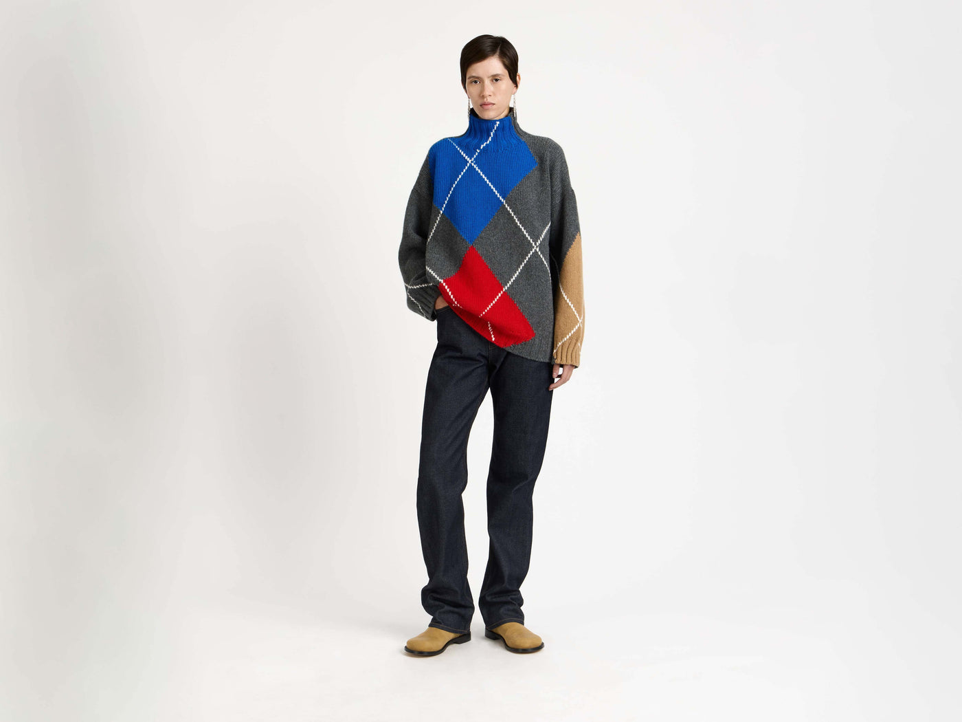 jwa x pringle turtle neck jumper charcoal melange Model Front 4