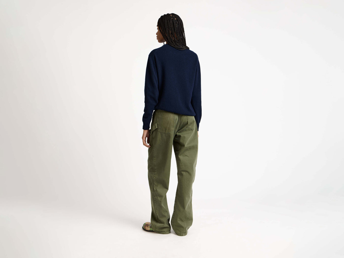 jwa x pringle floral crew navy Model Back 2