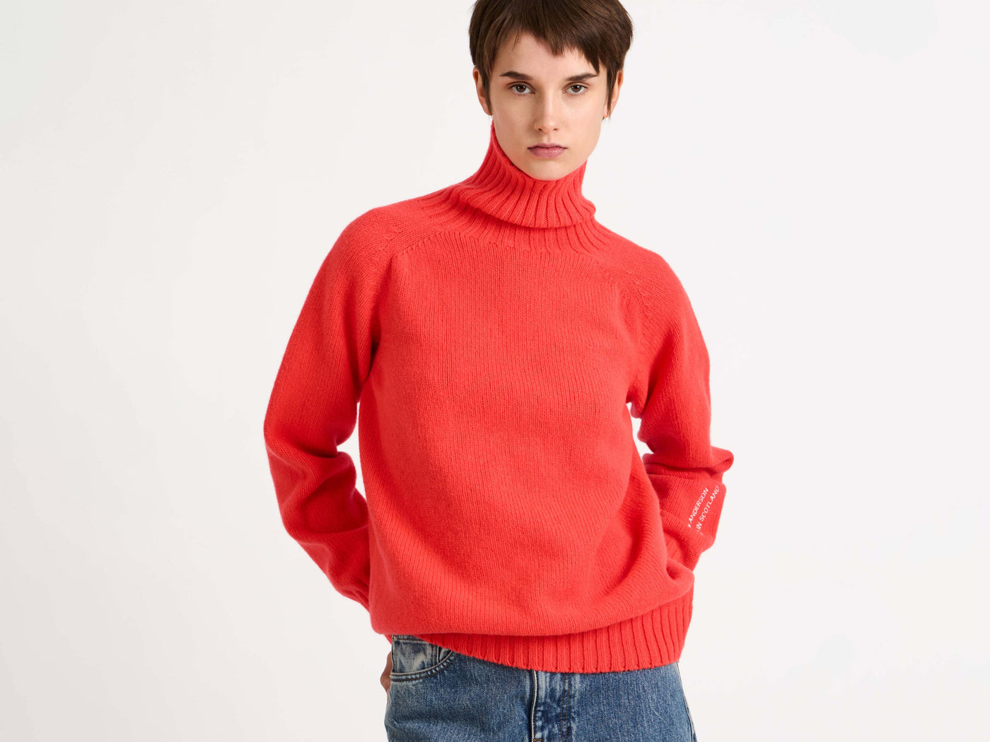CL_TURTLE NECK JUMPER - NEON PINK_KW1523YN0451