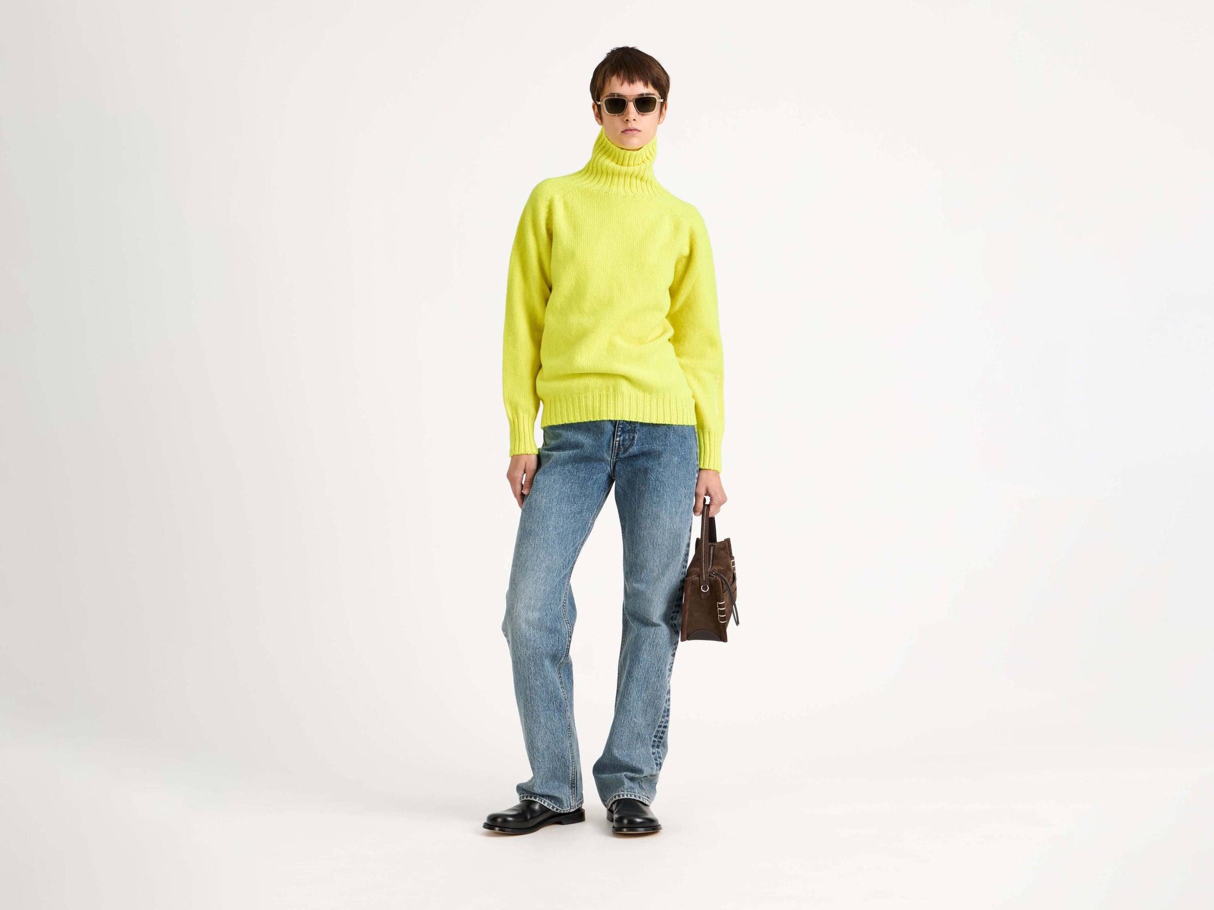 TURTLENECK JUMPER IN NEON YELLOW
