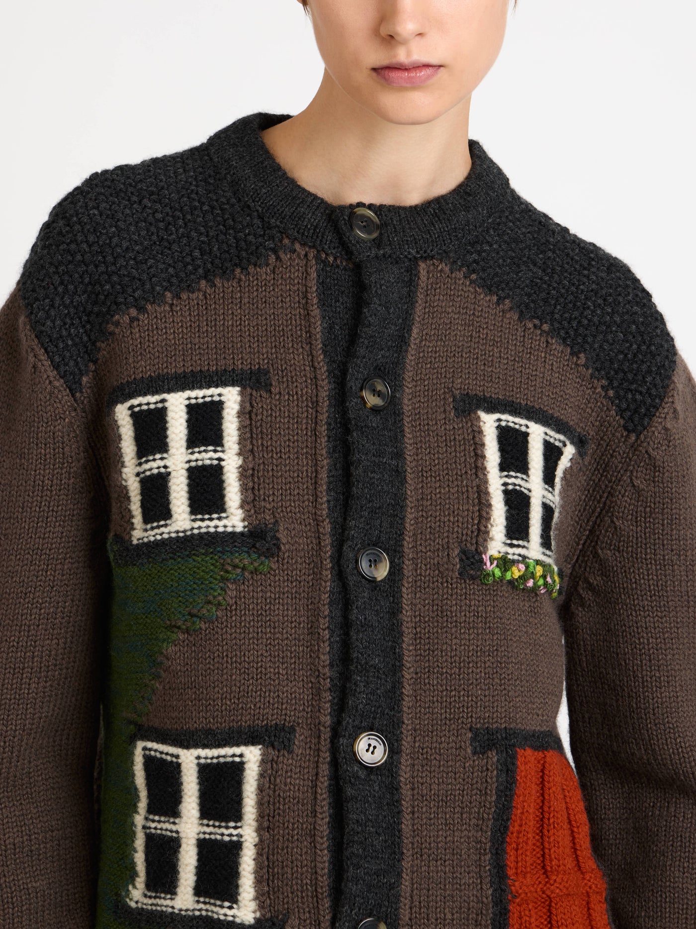 house polo cardigan chestnut 1 Model Detail 4