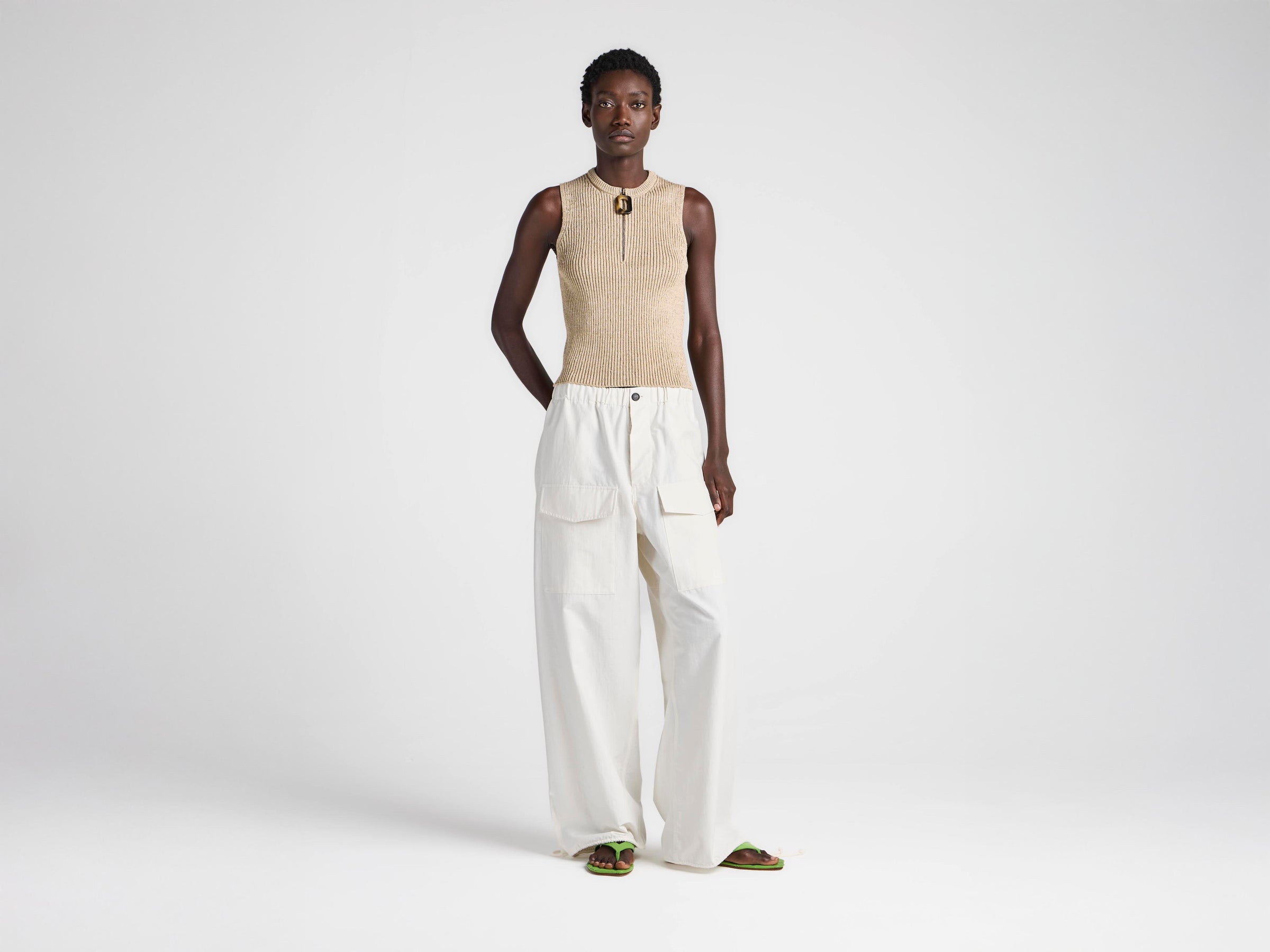 WOMENS ZIPPED TANK TOP IN SAND
