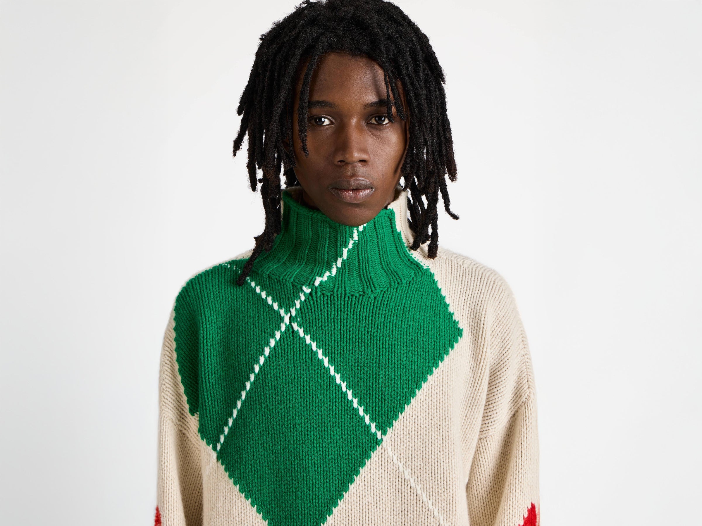 MENS JW ANDERSON X PRINGLE TURTLE-NECK ARGYLE JUMPER IN NATURAL