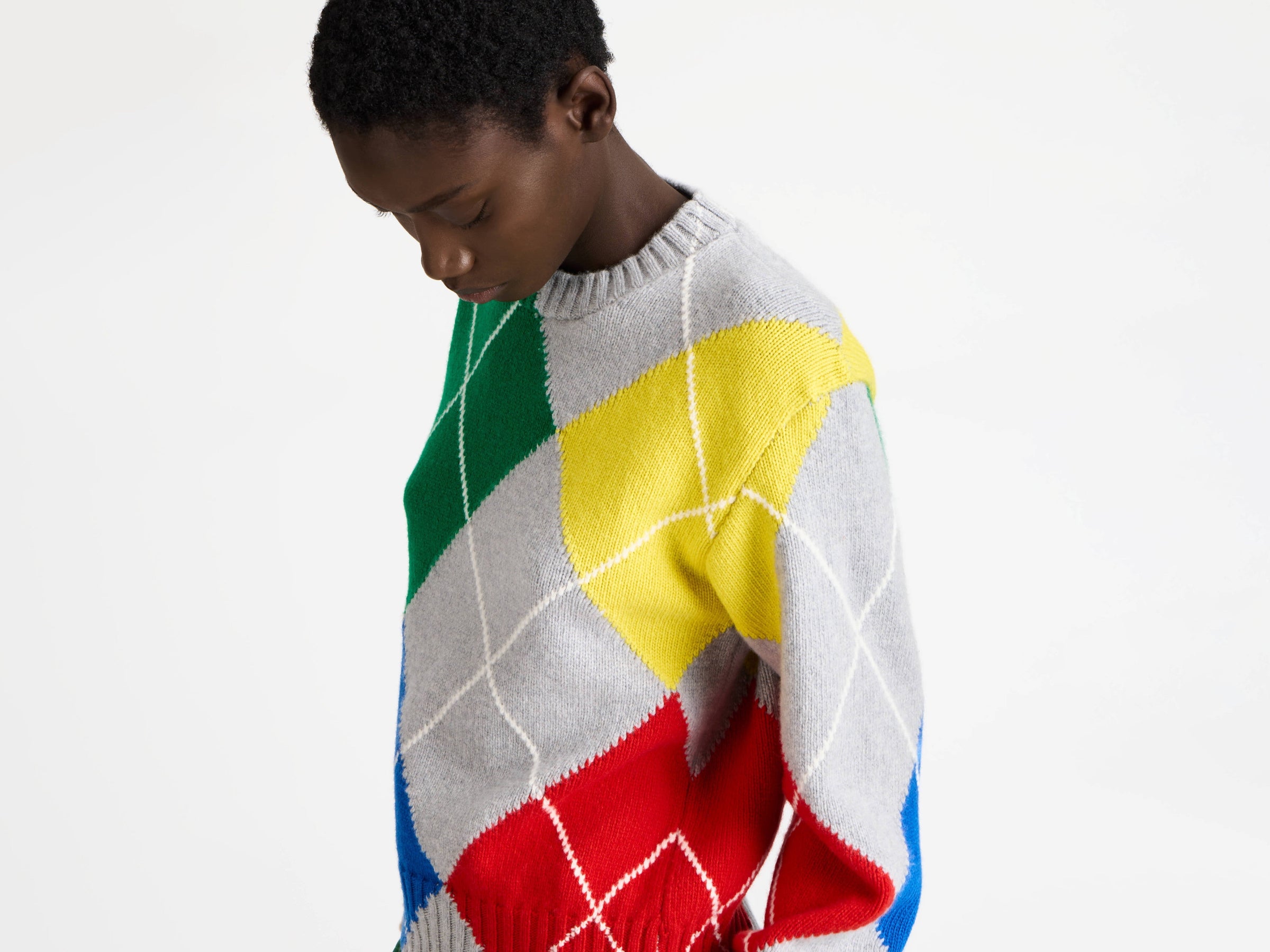 jwa x pringle crew neck jumper mid grey melange Model Detail 4