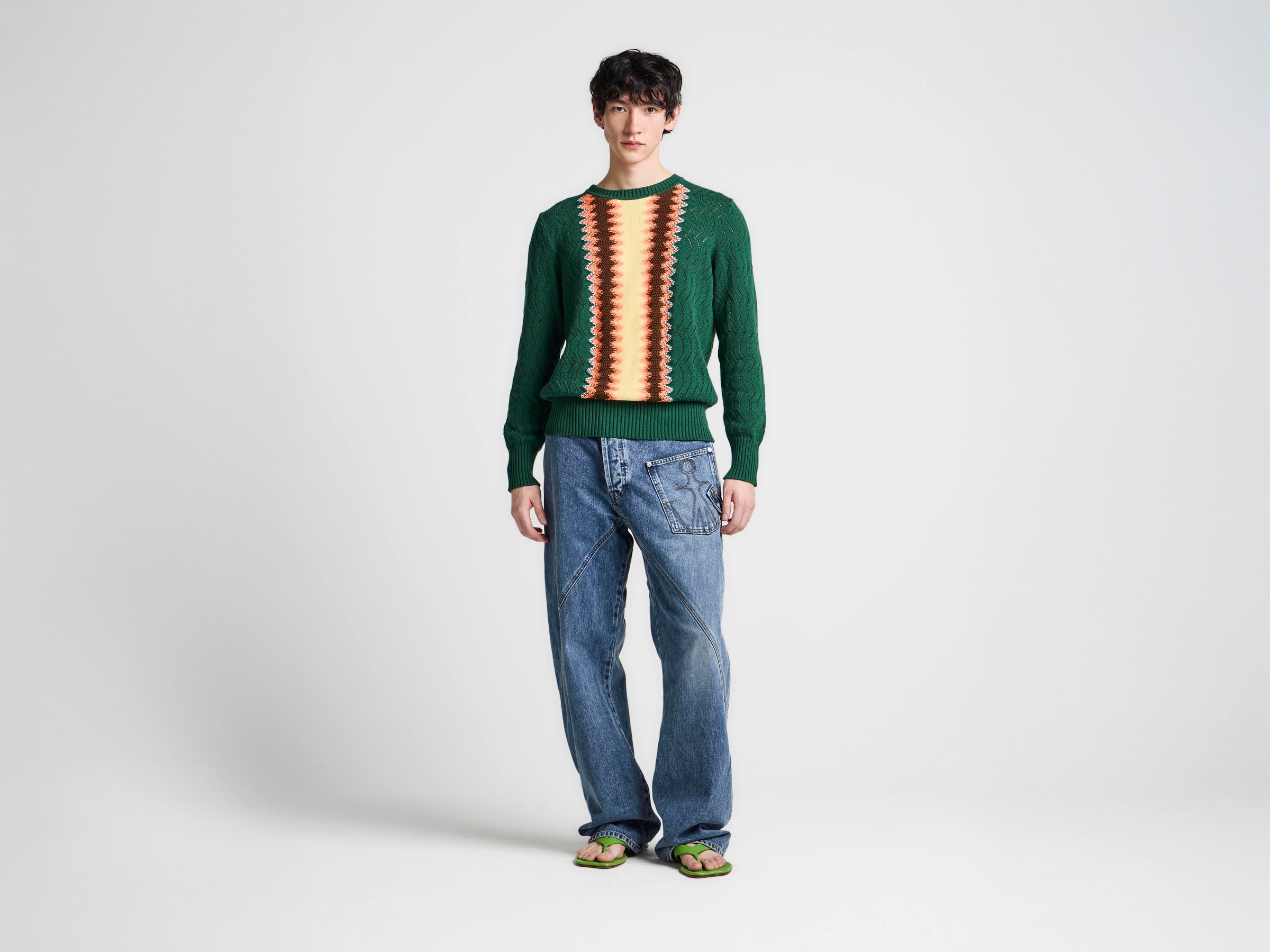MENS CHEVERON JUMPER IN PINE