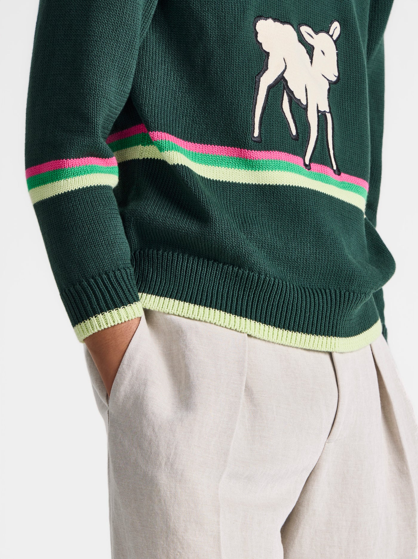 MENS SHEEP JUMPER IN DARK GREEN