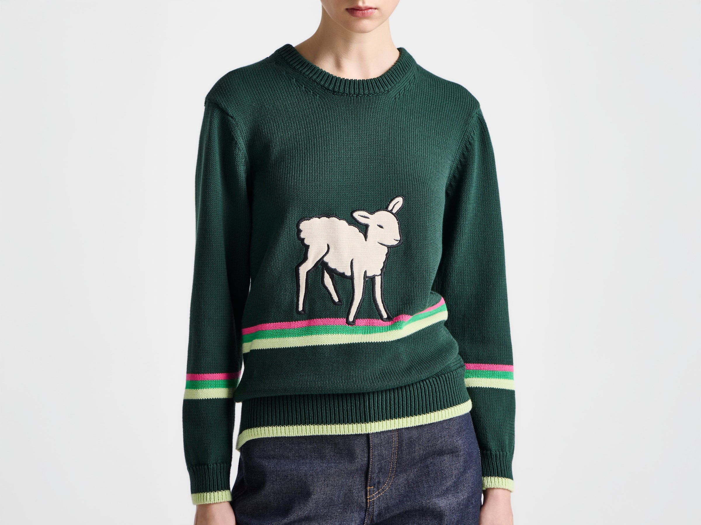 WOMENS SHEEP JUMPER IN DARK GREEN