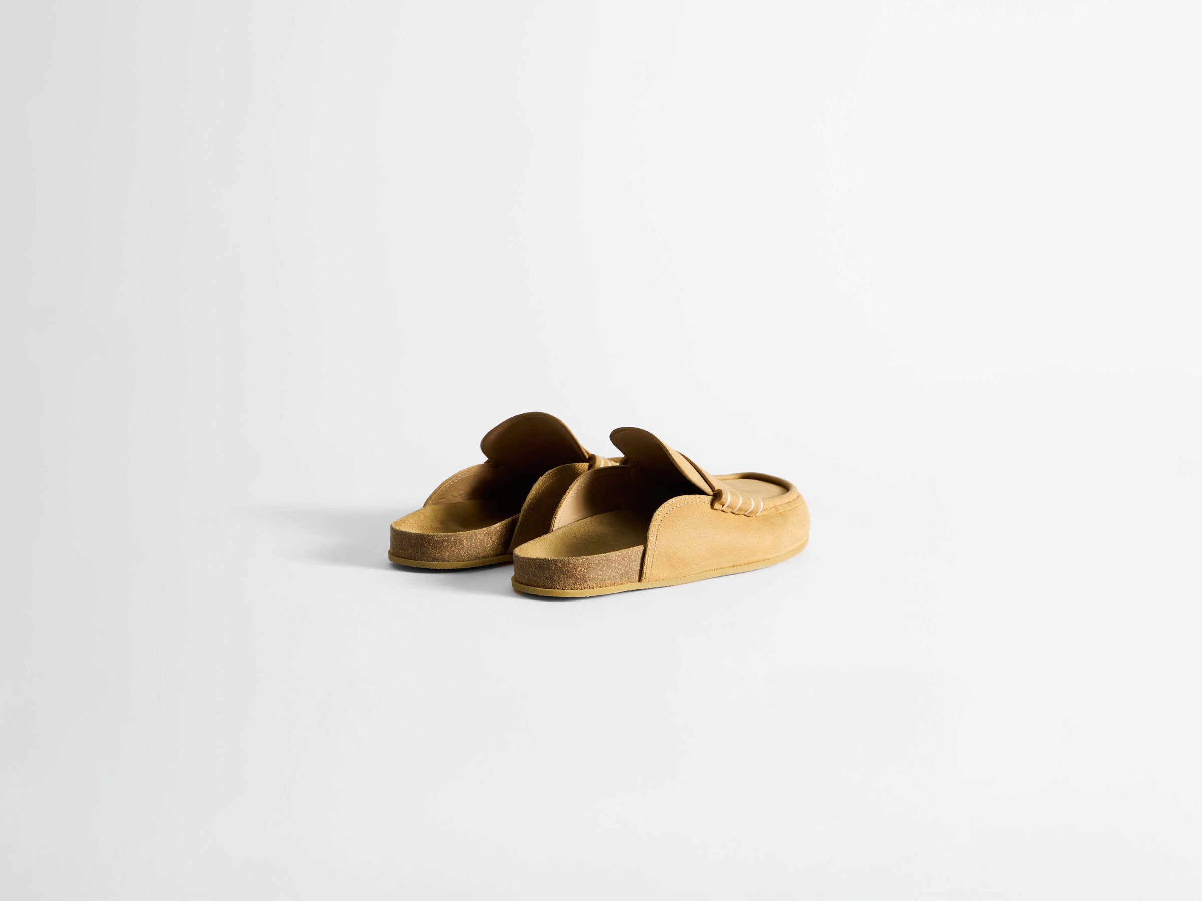 stitch loafer m mustard Product Angle 4