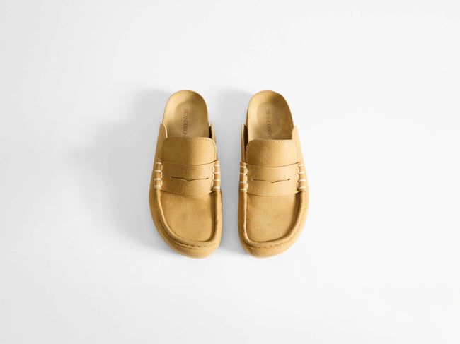 MENS STITCH LOAFER IN MUSTARD