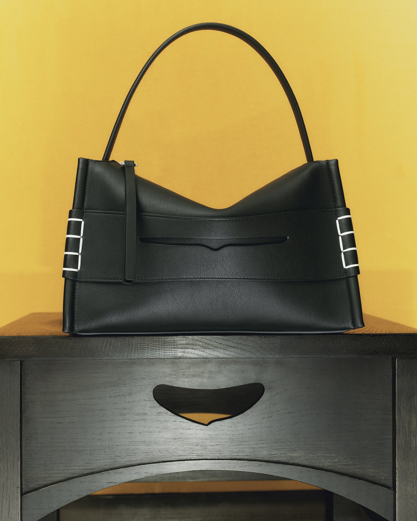 LOAFER BAG IN BLACK LEATHER