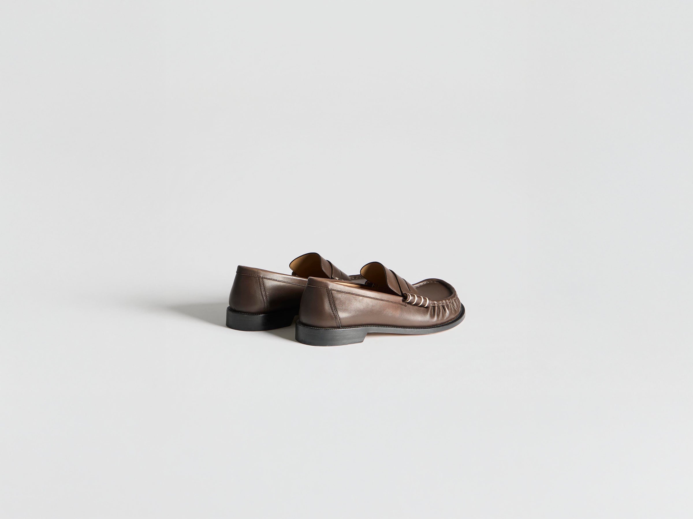 WOMENS LOAFER MOCCASIN IN CHOCOLATE BROWN