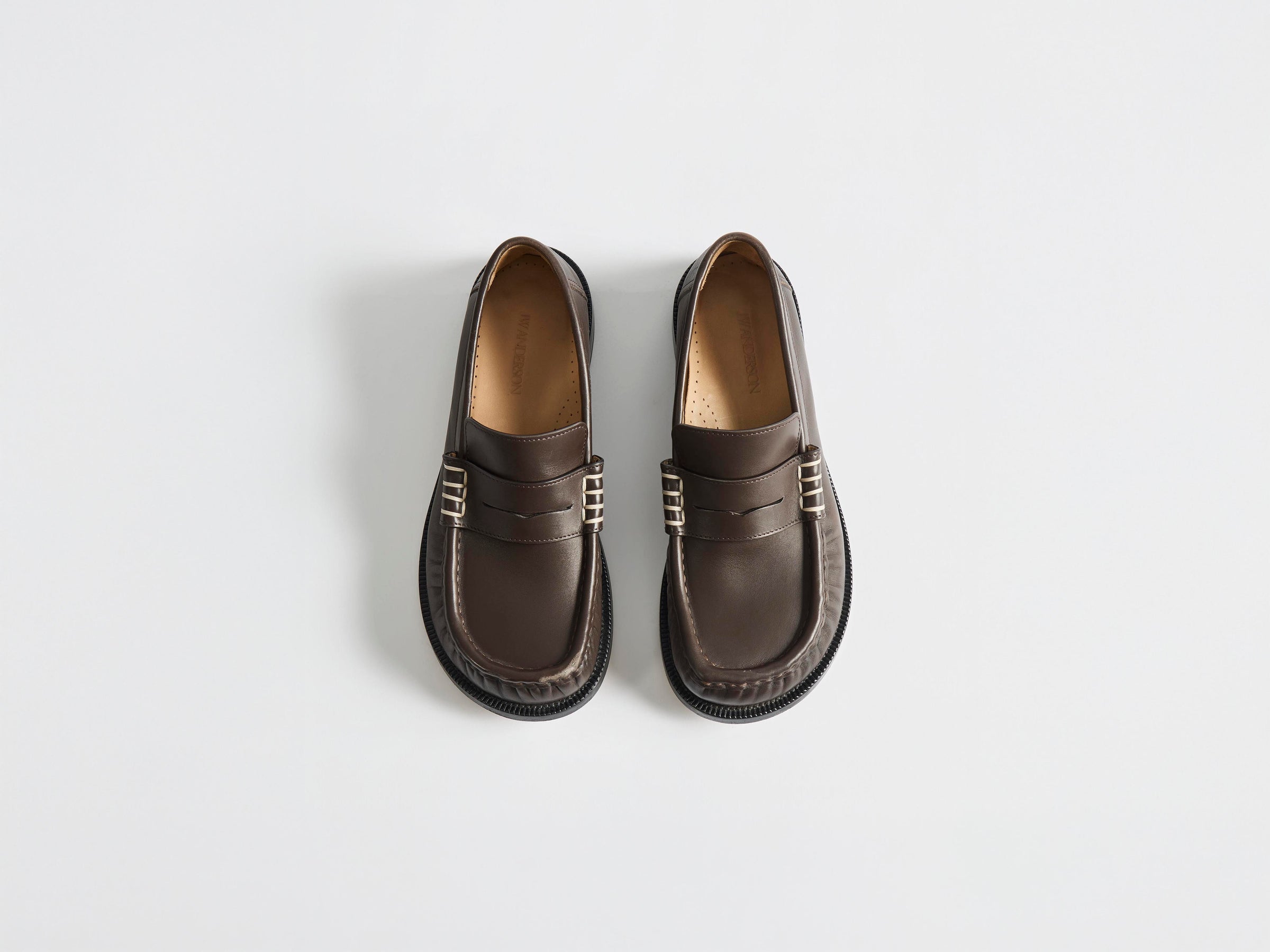 WOMENS LOAFER MOCCASIN IN CHOCOLATE BROWN