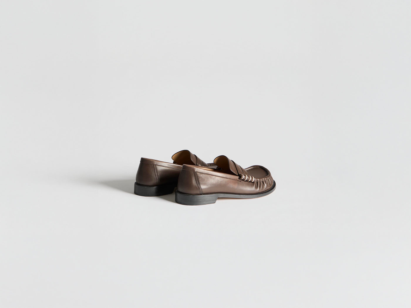 MENS LOAFER MOCCASINS IN CHOCOLATE BROWN