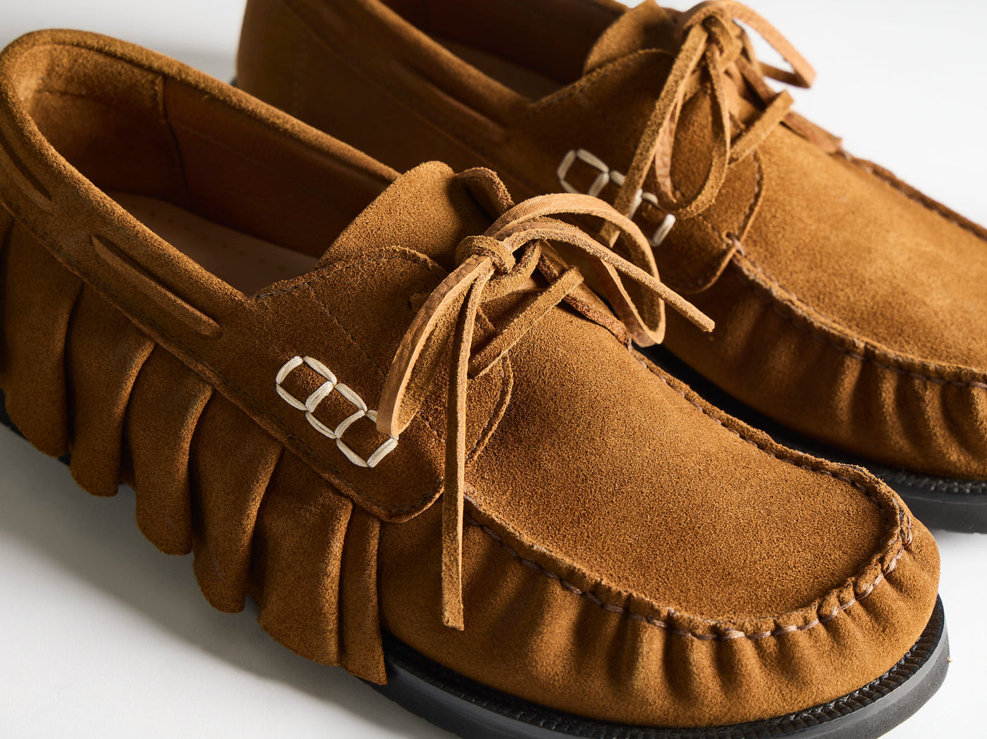 WOMENS LOAFER RUFFLE SUEDE BOAT SHOES IN CARAMEL
